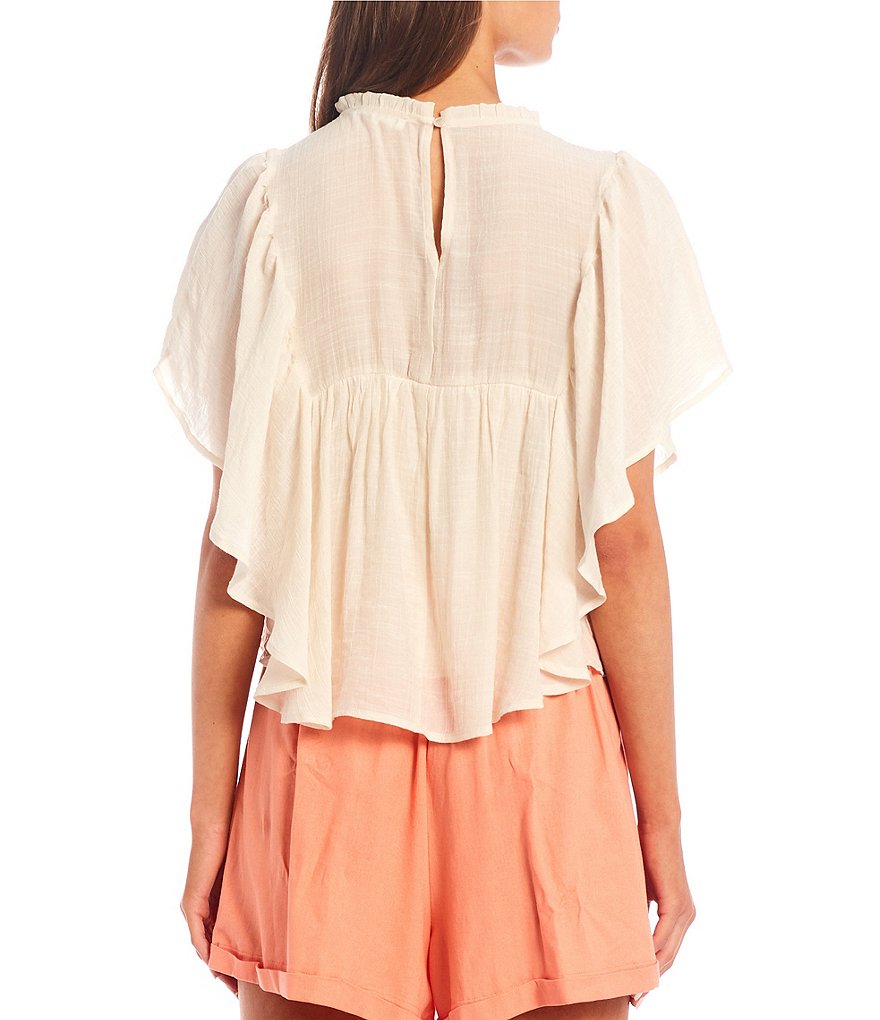 June & Hudson Belted Rolled Shorts