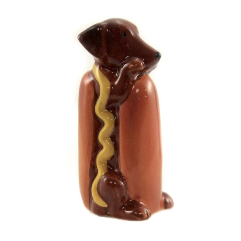 Tabletop 3.25" Hot Dogs Magnetic Shakers Pacific Trading  -  Salt And Pepper Shaker Sets