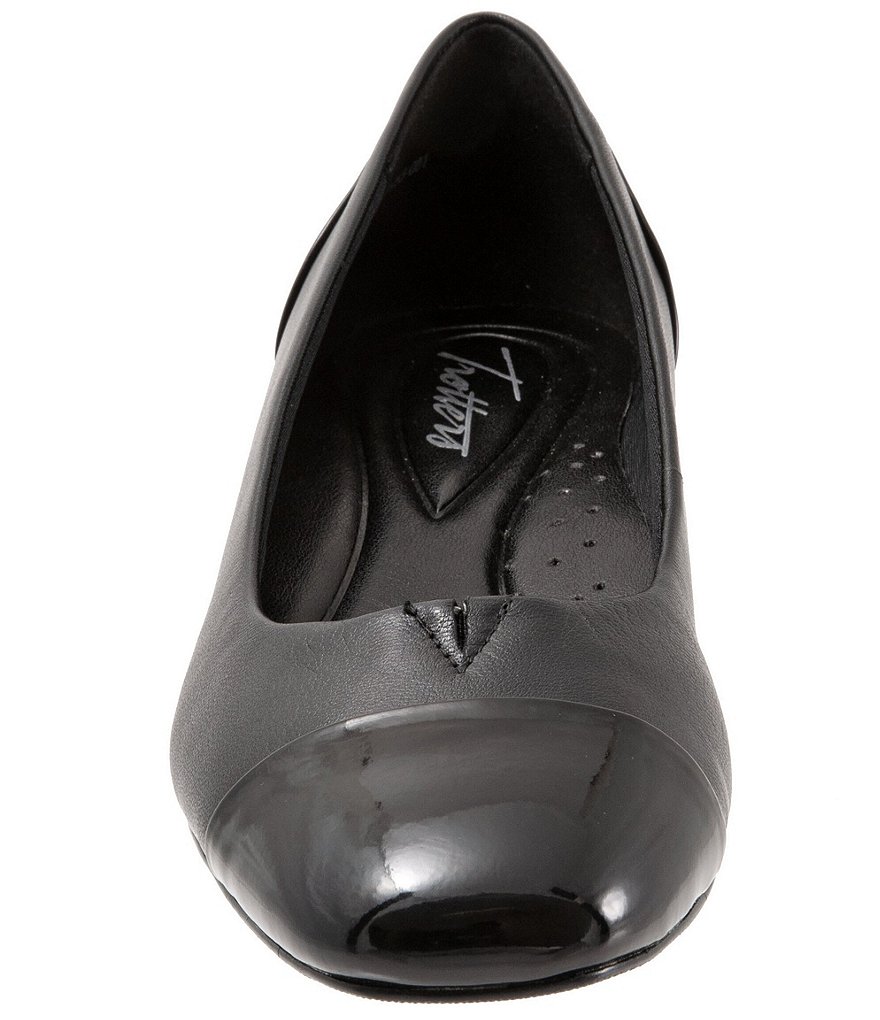 Trotters Daisy Leather Cap Toe Pumps