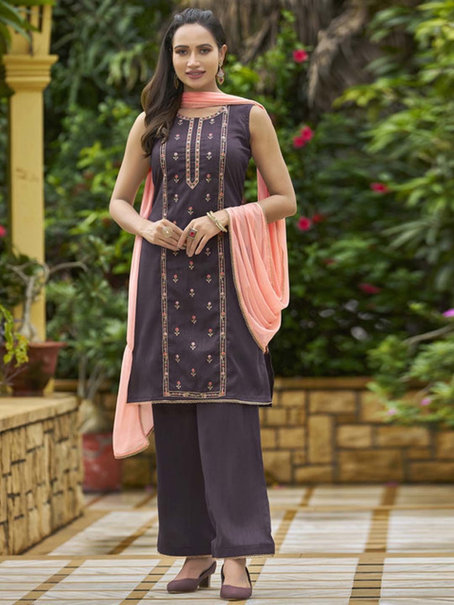 Skylee Purple Embroidered Kurti Palazzo Set With Dupatta