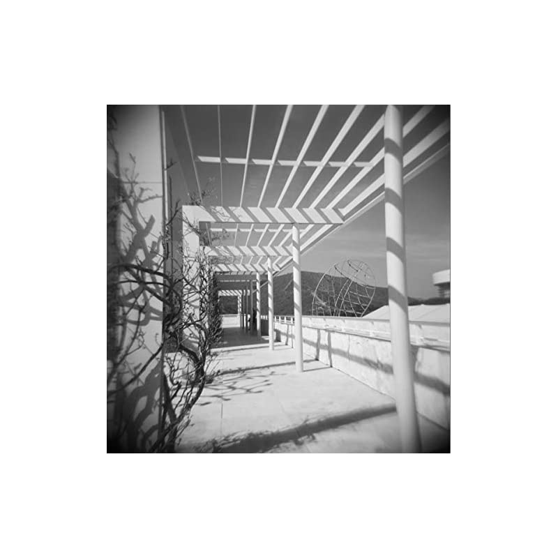 120GCFN Plastic Medium Format Camera with Builtin Flash and Glass Lens Black 296120