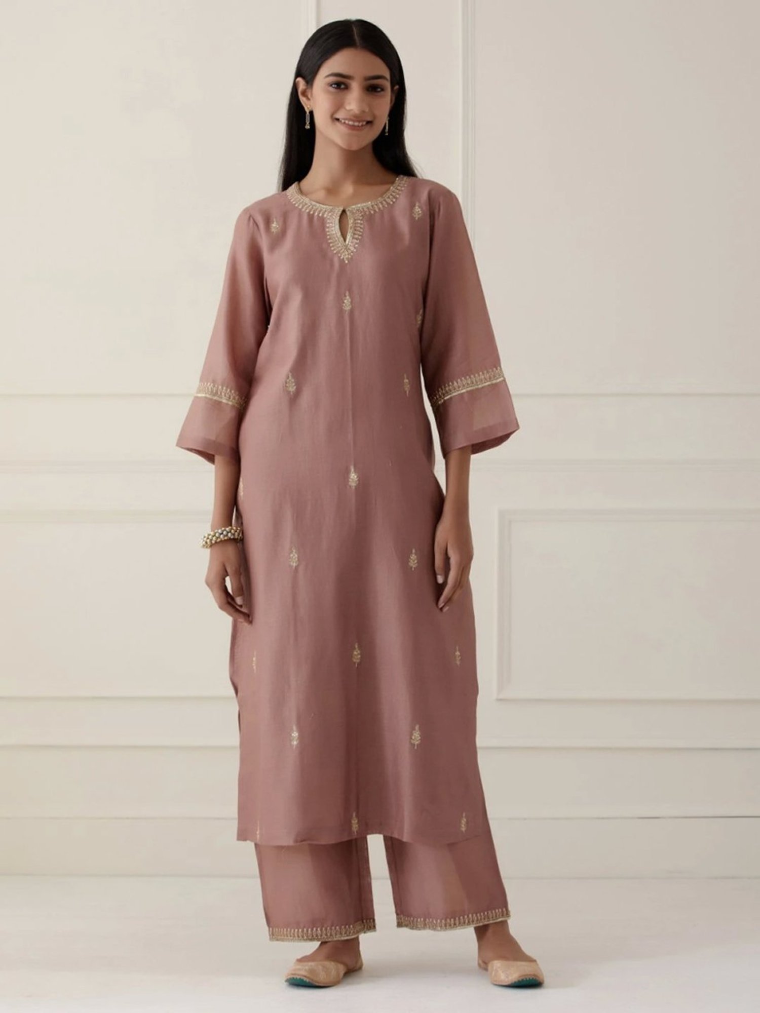 Ikshita Choudhary Dust Pink Sanjh Embroidered Kurta