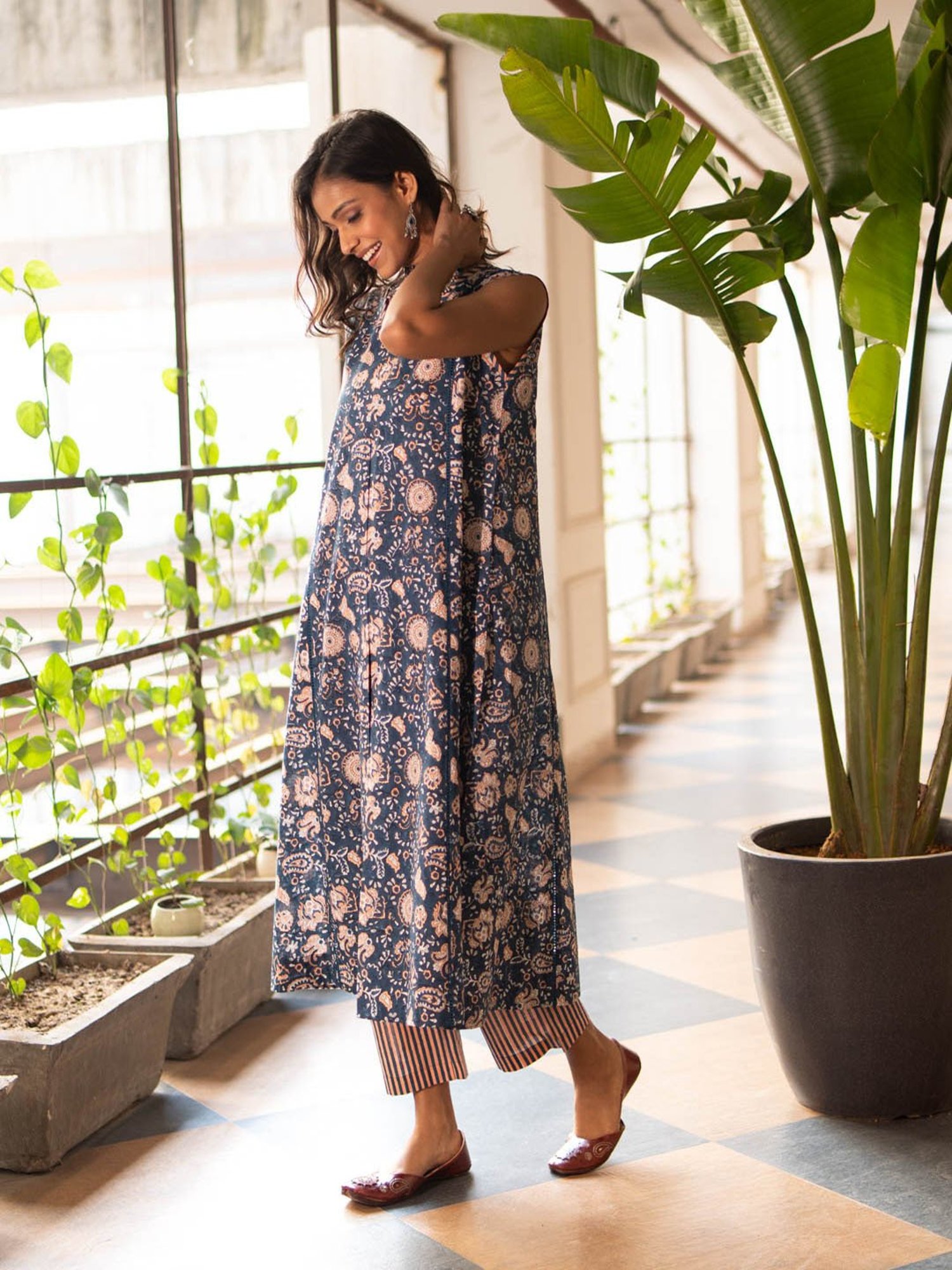 Akiso Blue Block Printed Flared Front Pleated Kurta Set (Set Of 2)