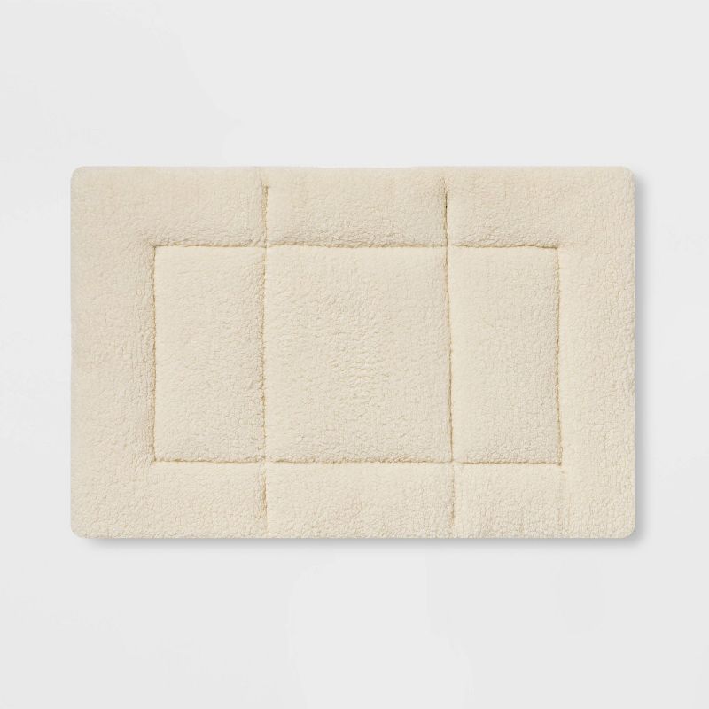 Poly Felt Round Beds For Dogs & Cats - S - Boots & Barkley™