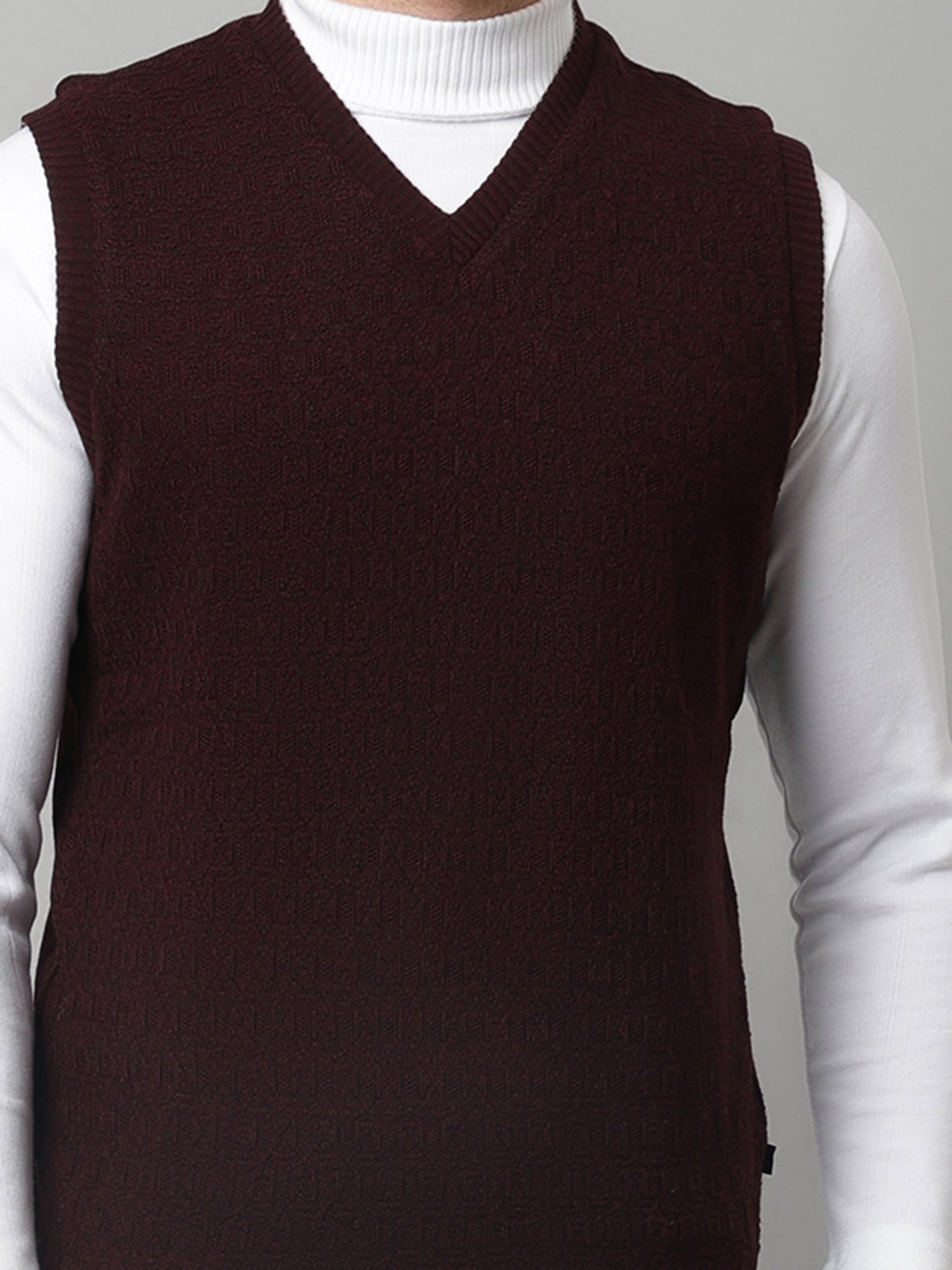 Cantabil Wine Regular Fit V Neck Reversible Sweater