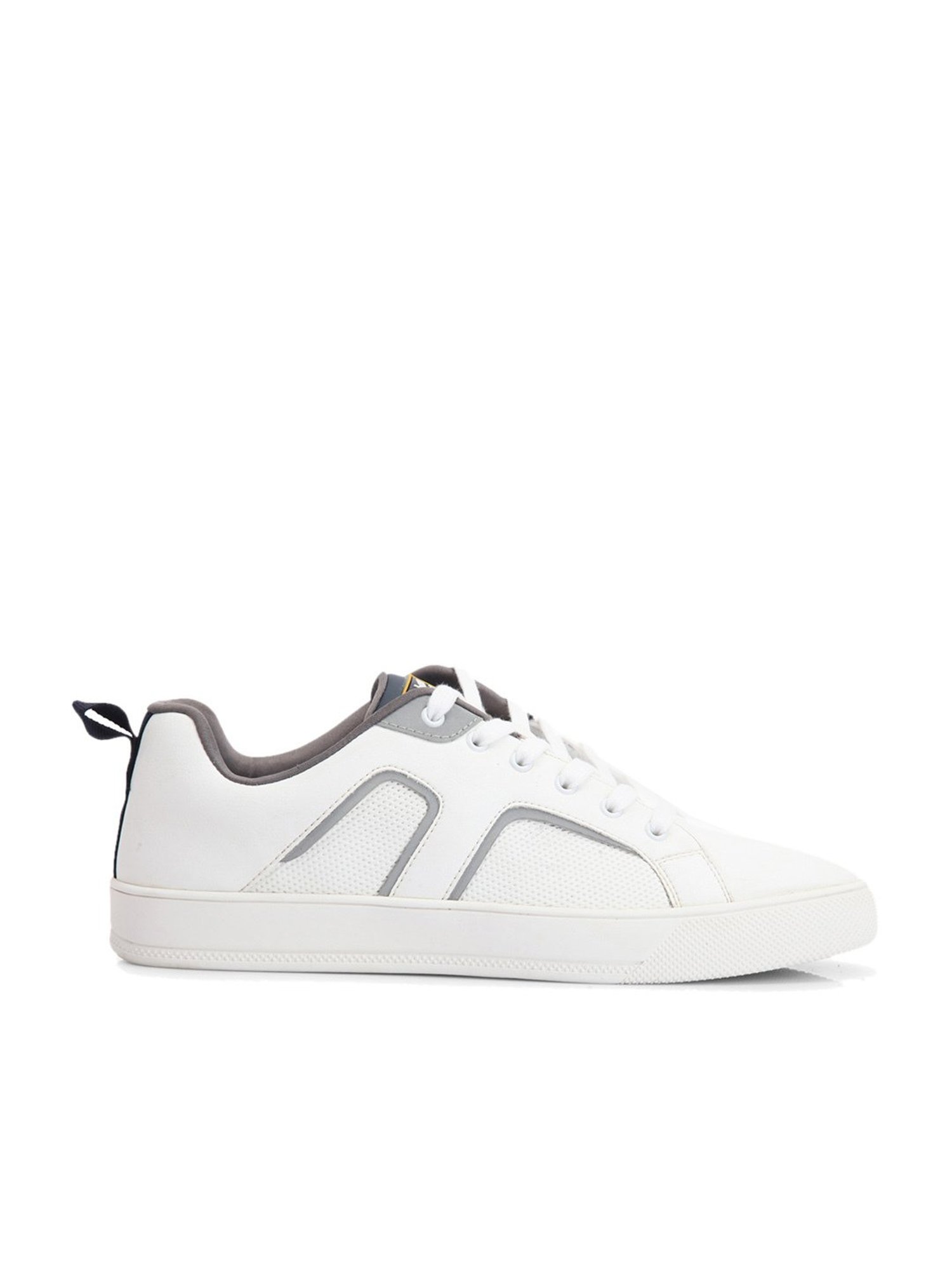 ID Men's White Casual Sneakers