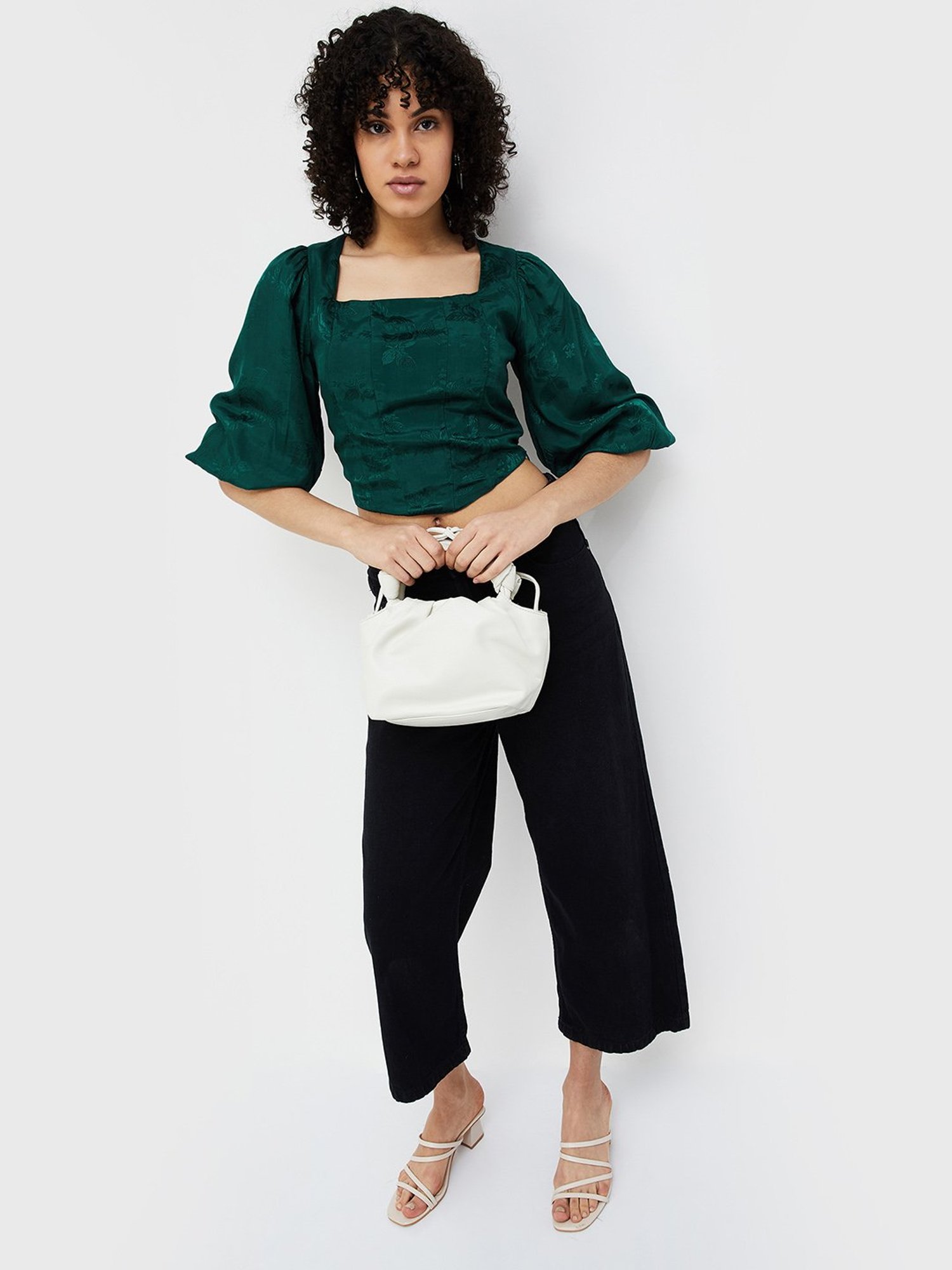 Ginger by Lifestyle Green Printed Crop Top