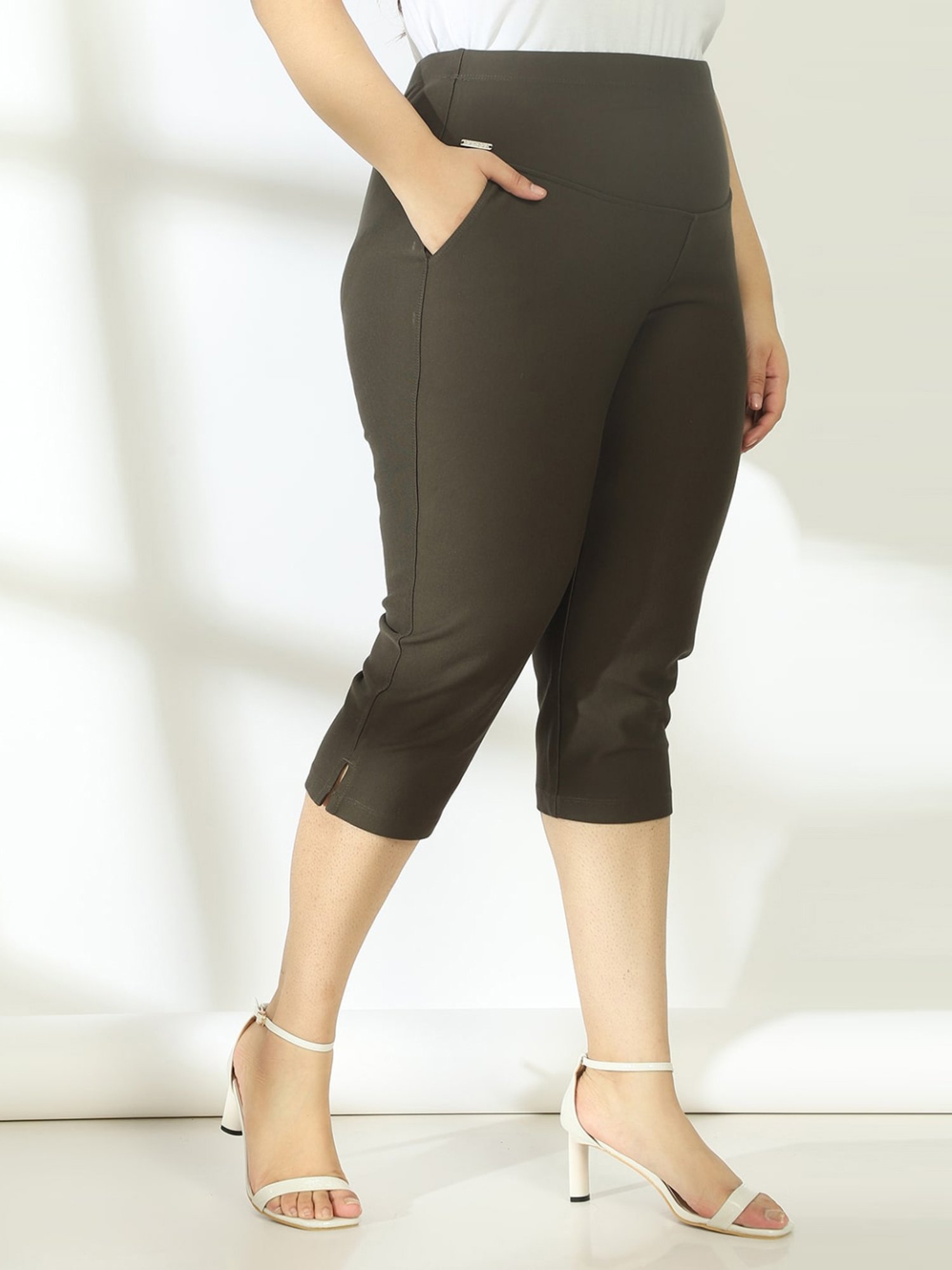 Amydus Olive Green High Rise Capris