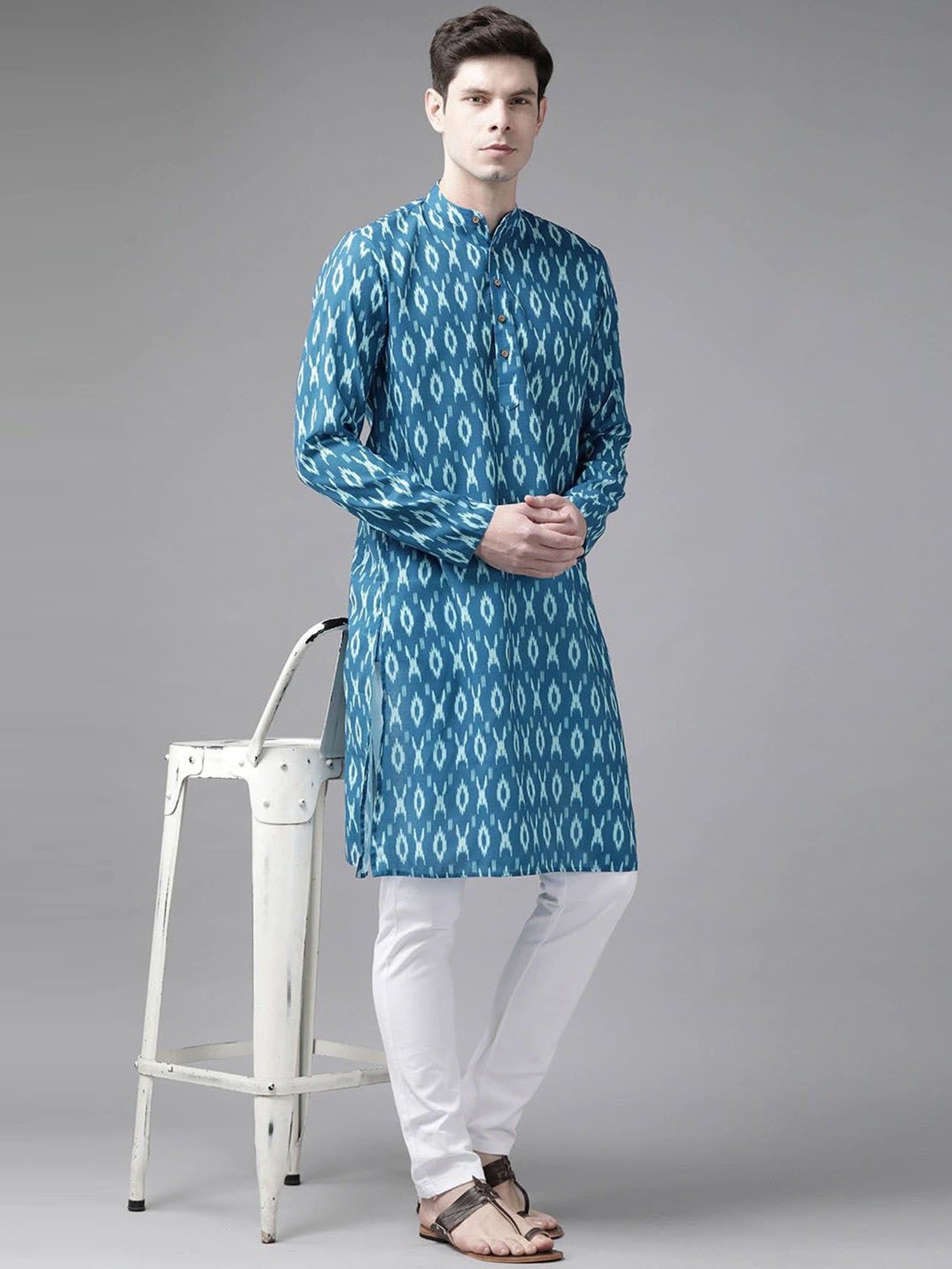 Vastramay Turquoise Cotton Straight Fit Printed Kurtas
