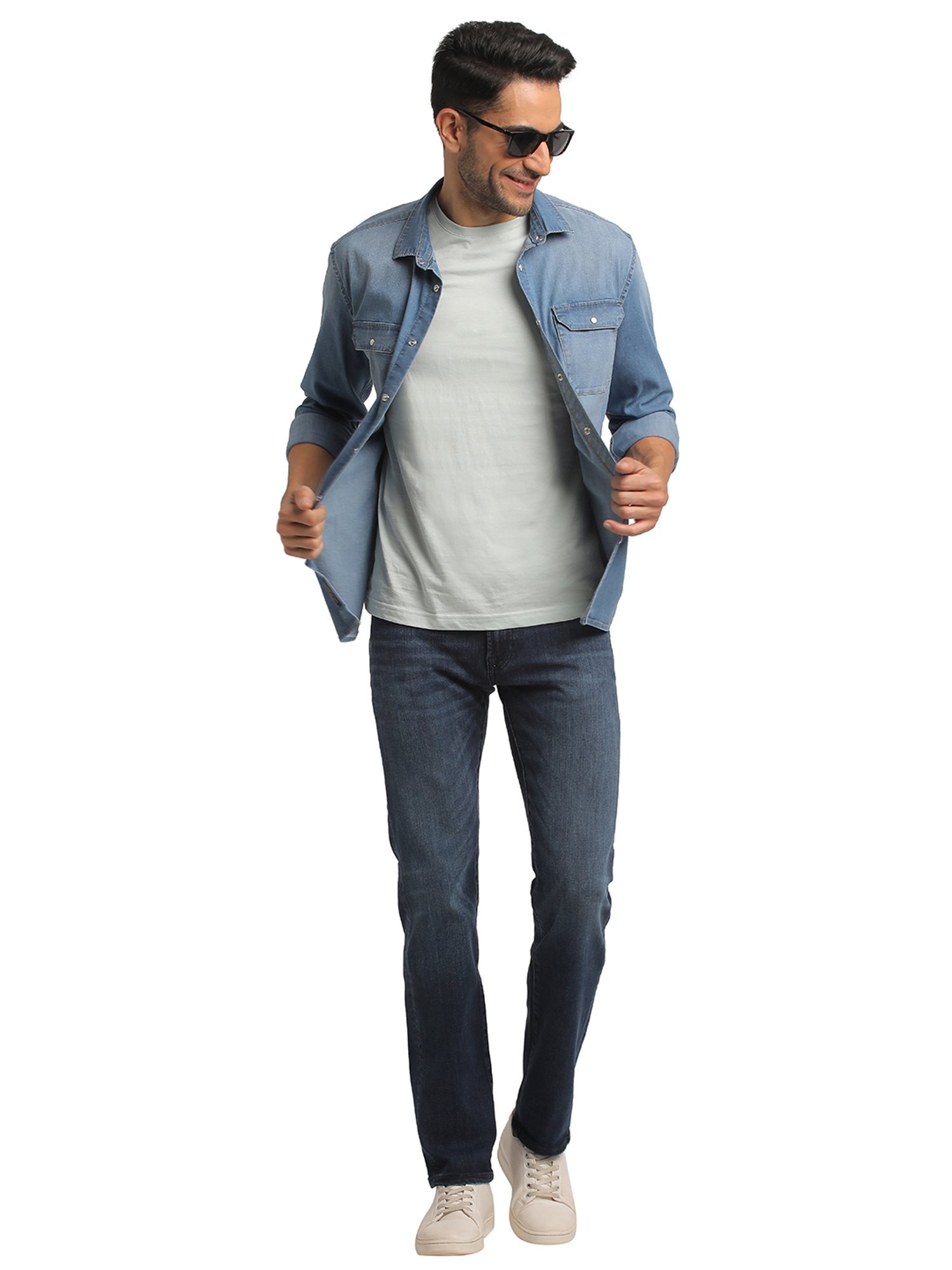 EVERBLUE Light Blue Regular Fit Shirt