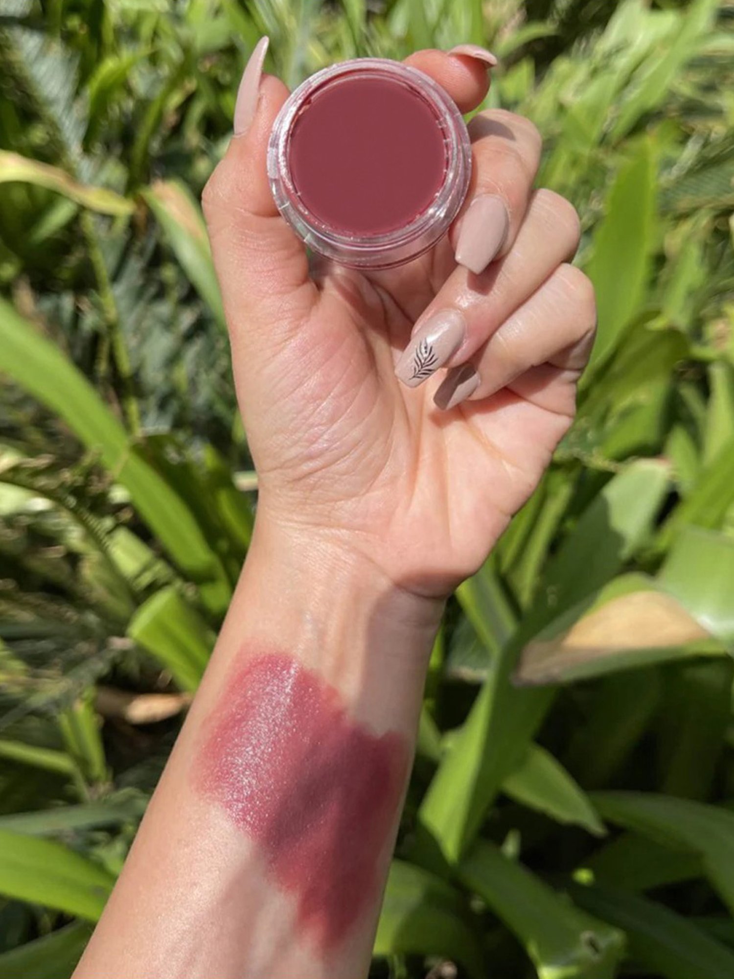 Love Earth Multipot You Go Girl - 8 gm