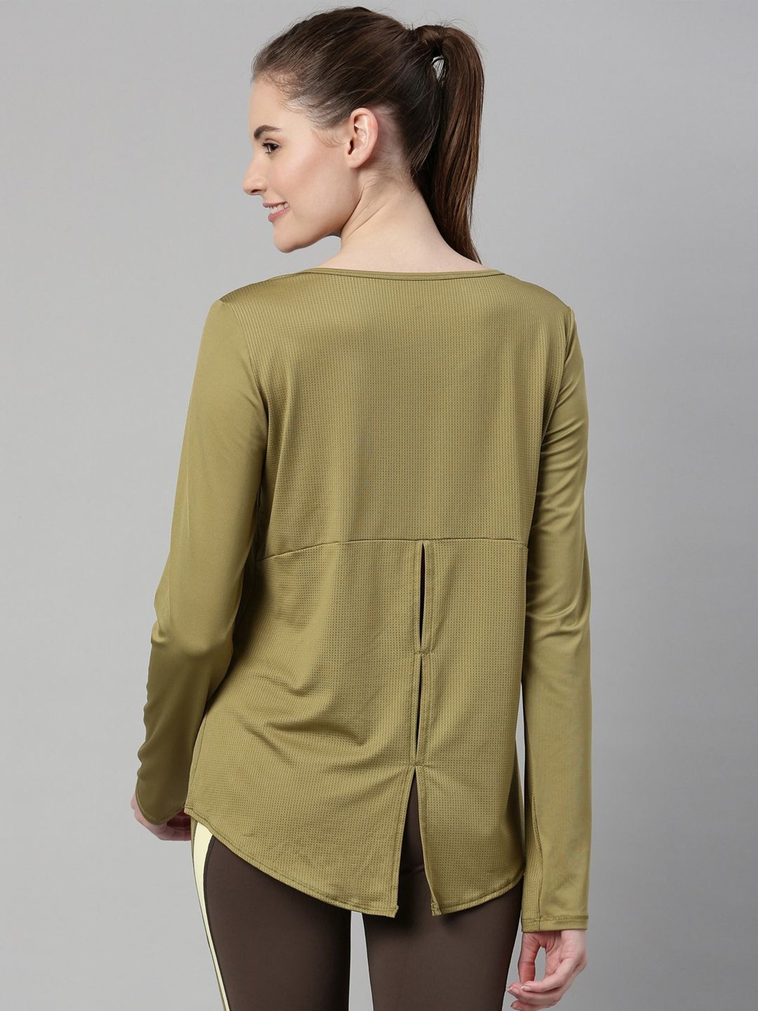 Enamor Green Graphic Print Sports T-Shirt