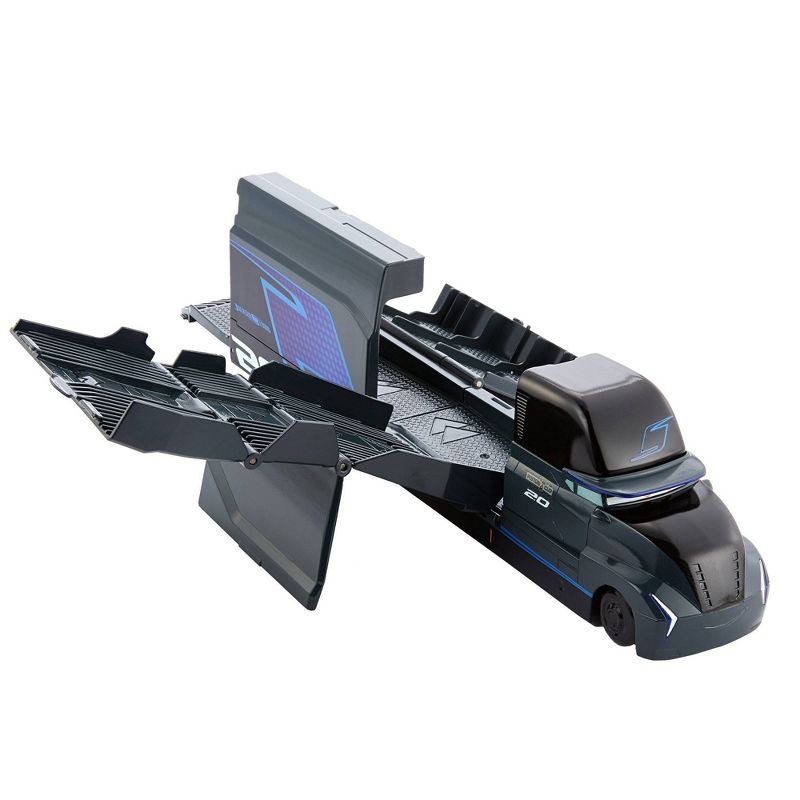 Hollywood Rides Stranger Things 1:24 Diecast - 1979 Chevy Camaro with Coin