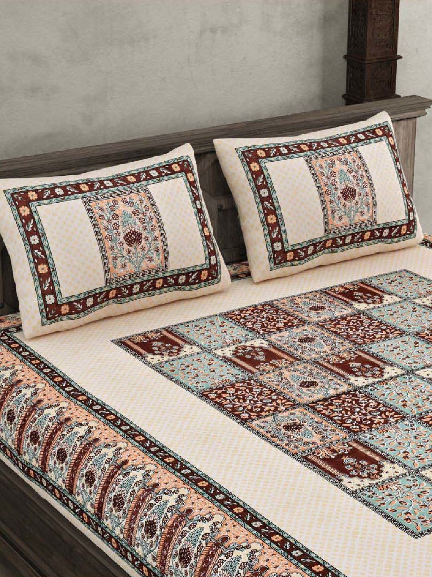 JaipurFabric Peach 240 TC 100% Cotton The Rich Legacy Double Bedsheet with 2 Pillow Covers