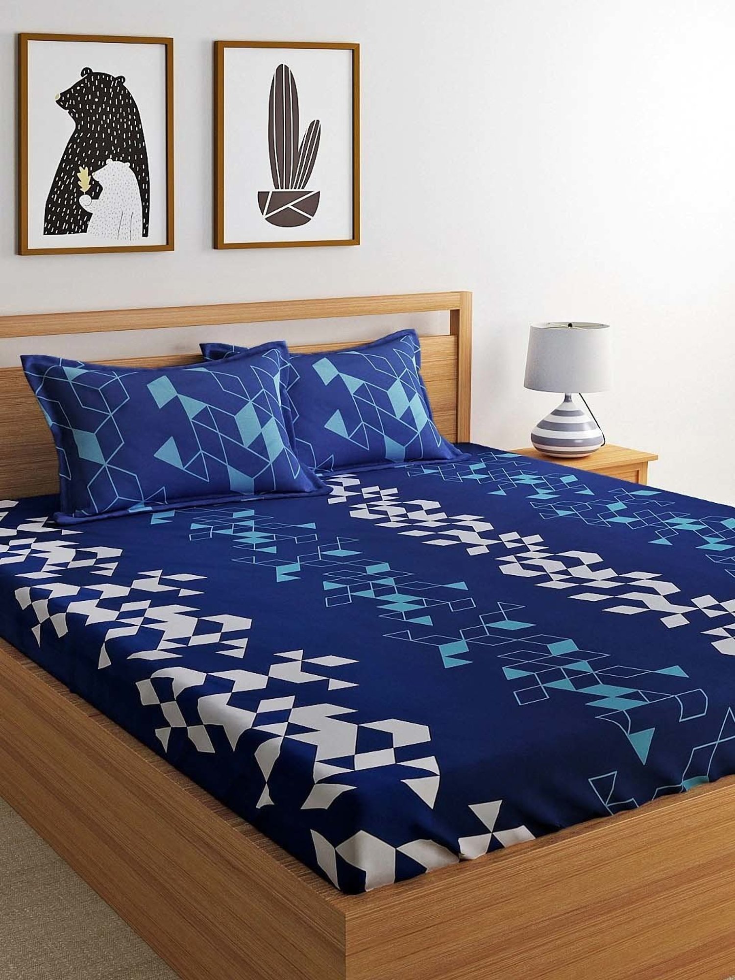 Dreamscape Navy Cotton 144 TC King Bedsheet with 2 Pillow Covers