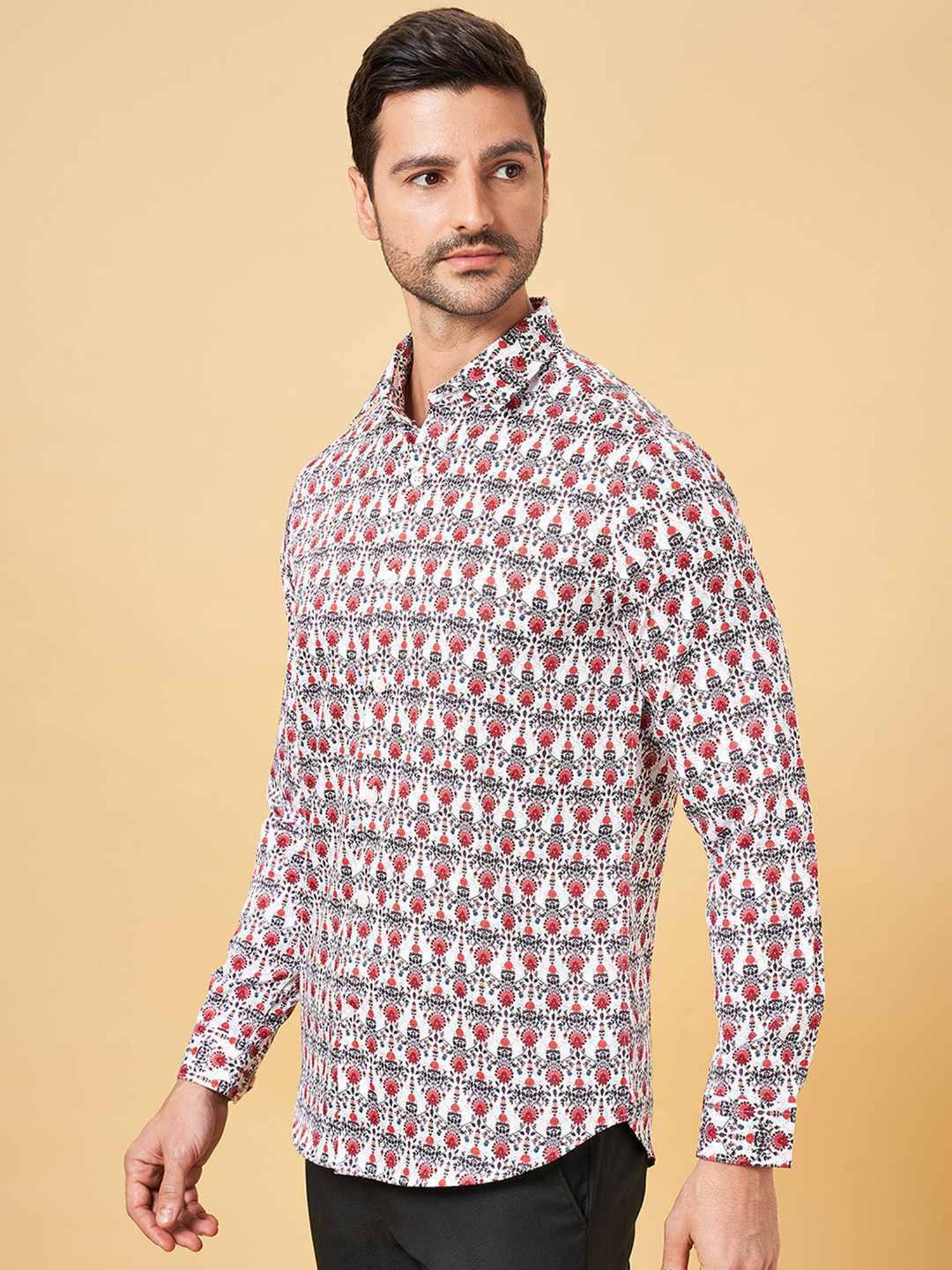 Peregrine by Pantaloons Navajo Cotton Slim Fit Printed Shirt