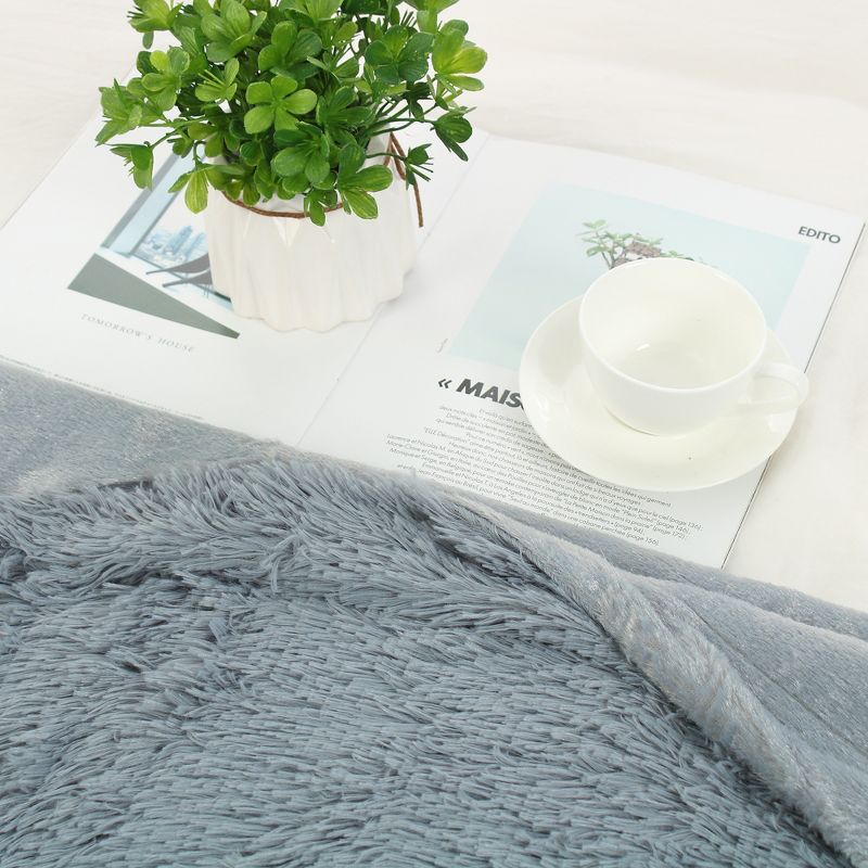 1 Pc Queen Faux Fur Lambswool Reversible Plaid Pattern Bed Blankets Purple  - PiccoCasa