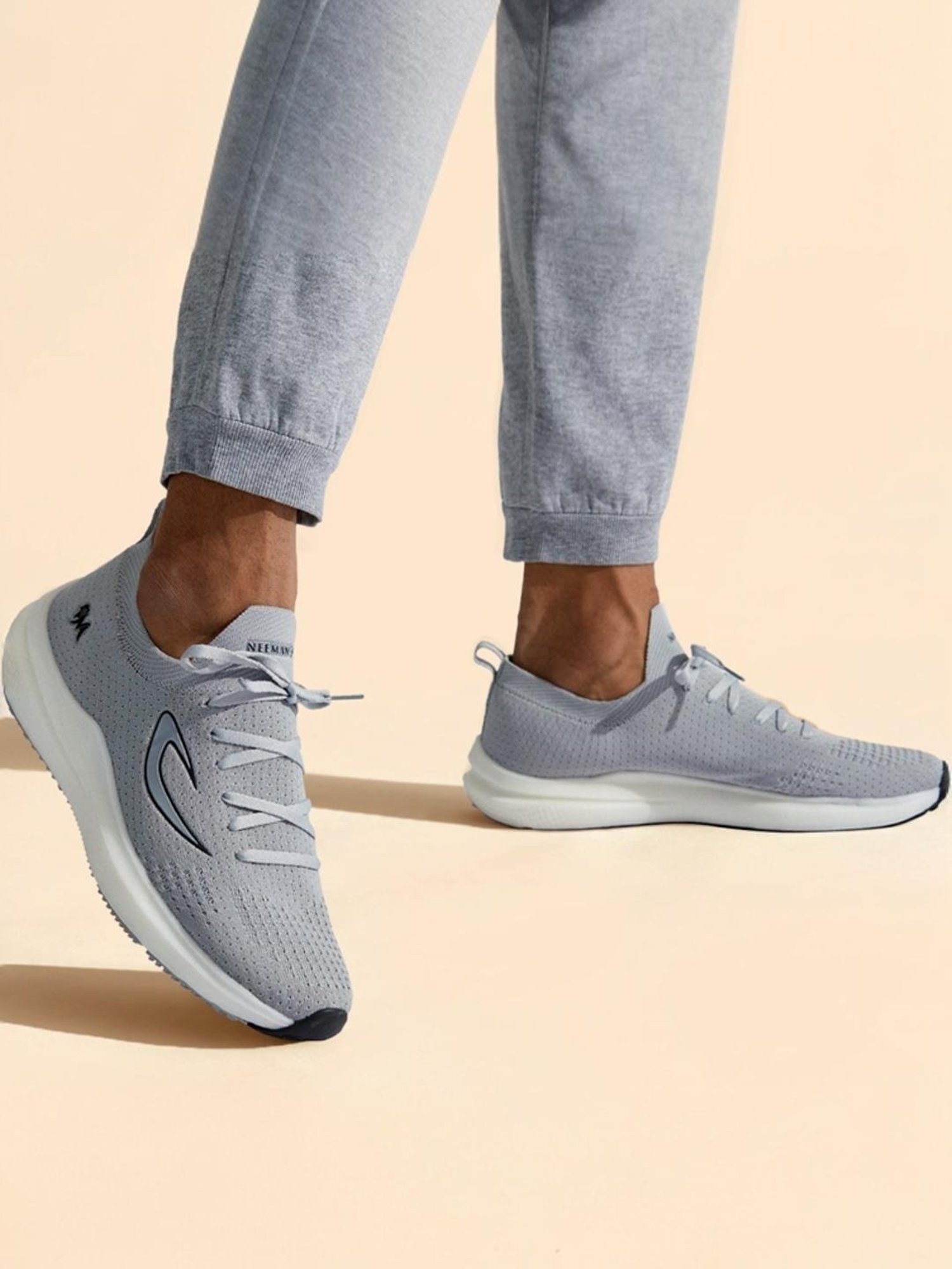 Neemans Men's Whoosh Lite Grey Running Shoes