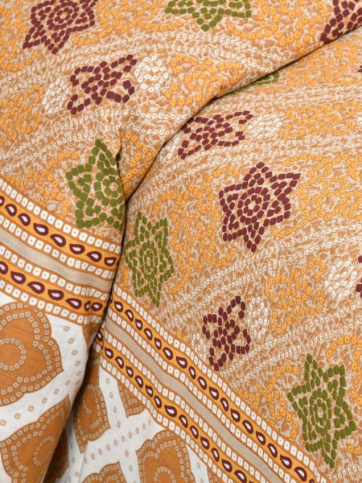 JaipurFabric Mustard 180 TC 100% Cotton Beauty Double Bedsheet with 2 Pillow Covers