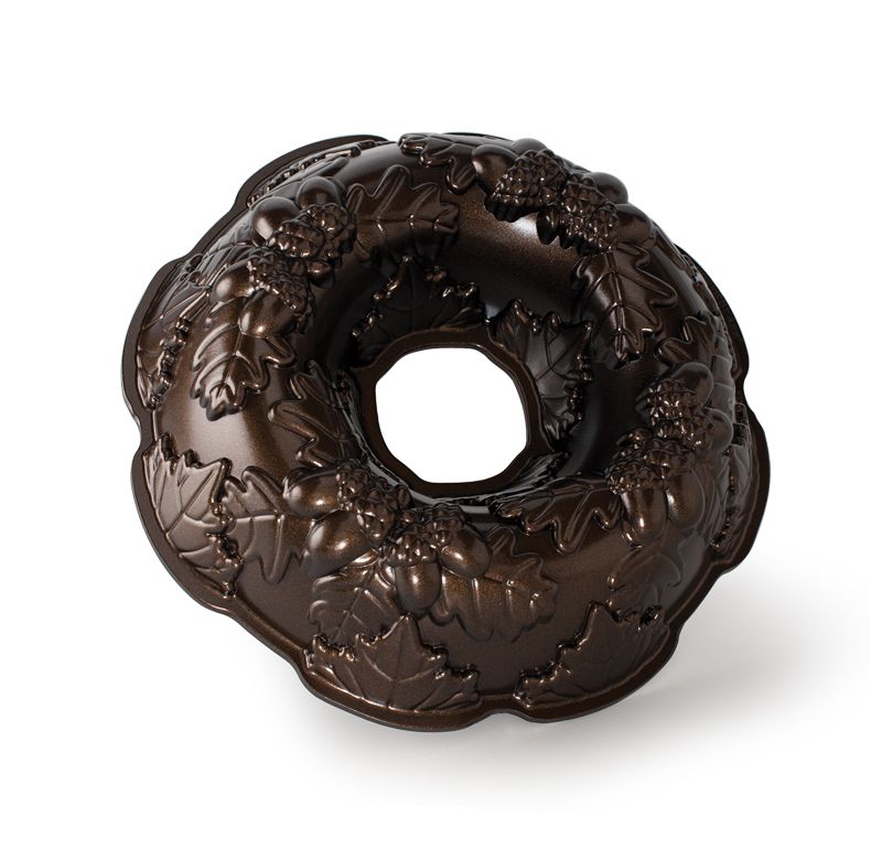Nordic Ware Autumn Wreath Bundt Pan, Bronze
