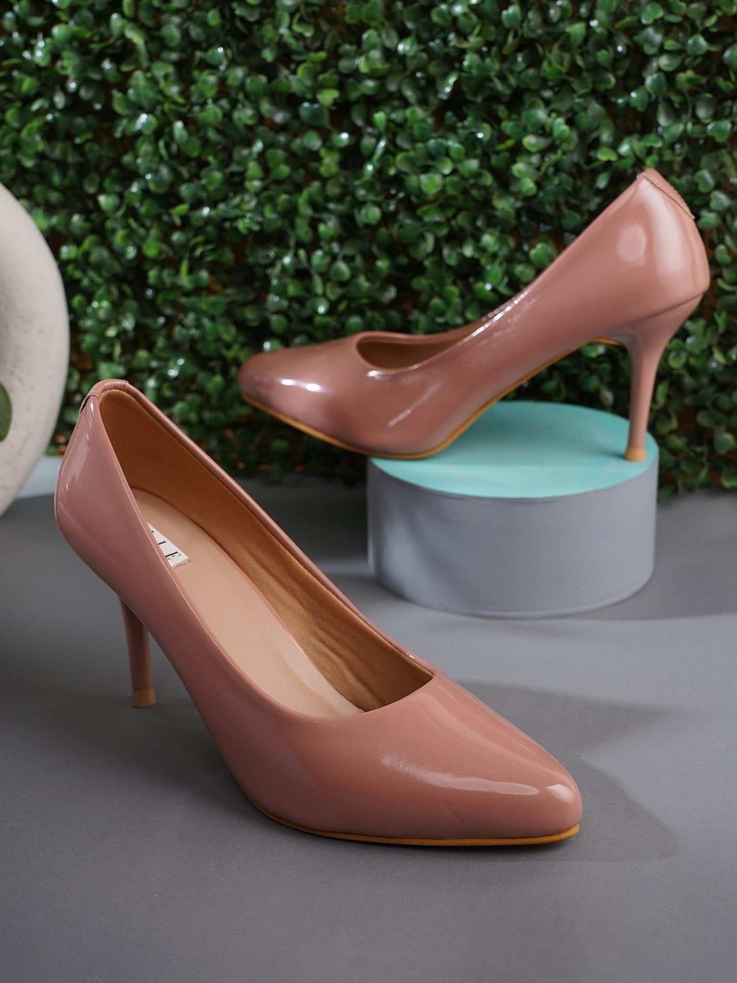 Elle Women's Peach Stiletto Pumps