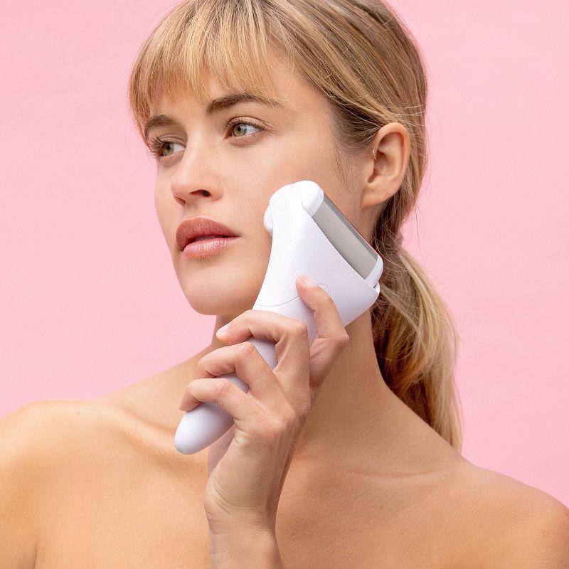 Vanity Planet Face & Body Ice Roller - White - 1ct