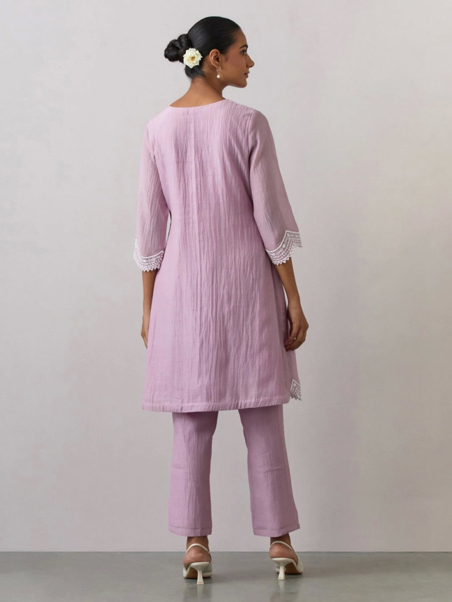 Ikshita Choudhary Lavender Noor Chanderi Embroidered Kurta