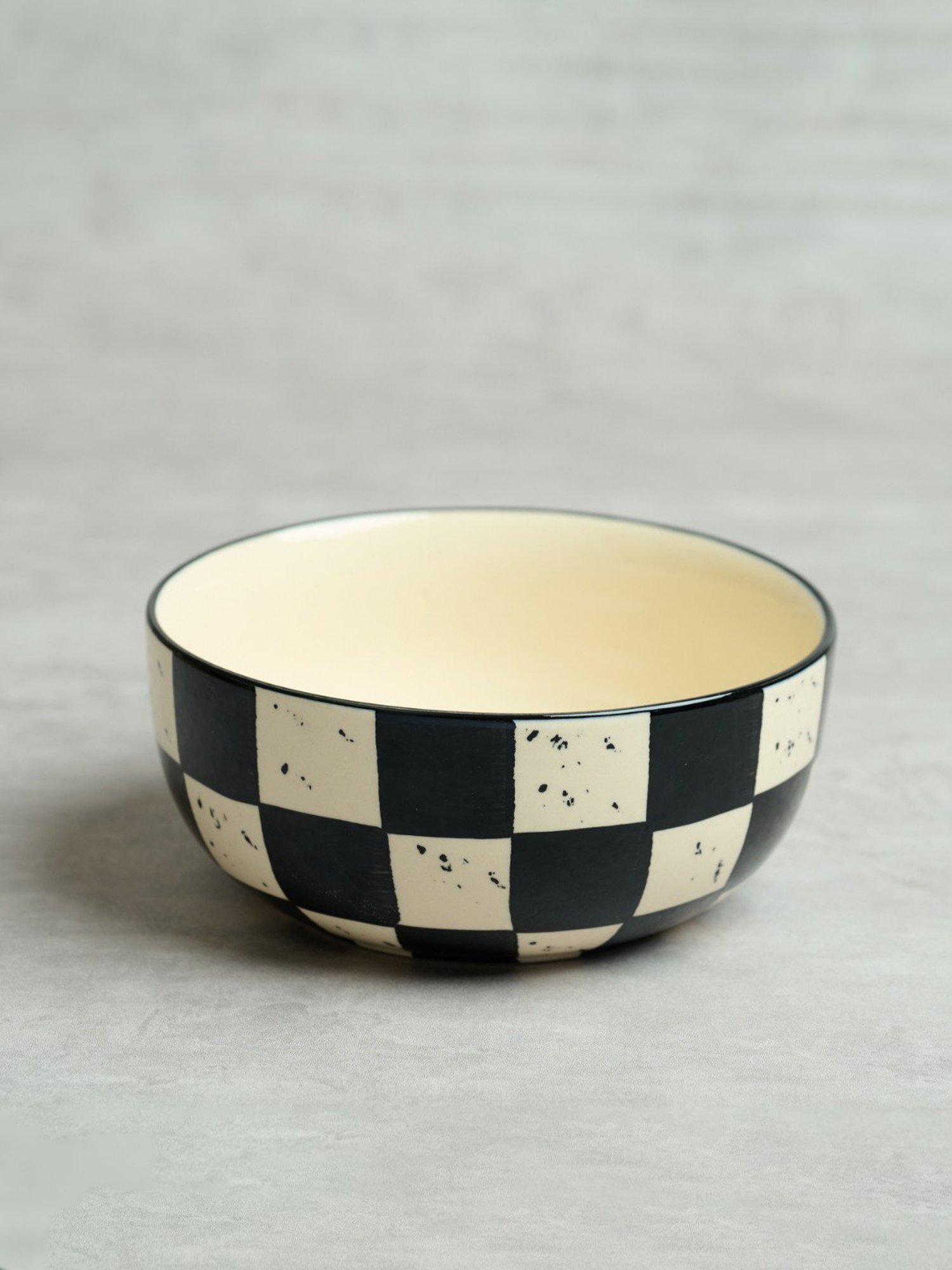 BlackCarrot Black & White Ceramic Serving Bowl