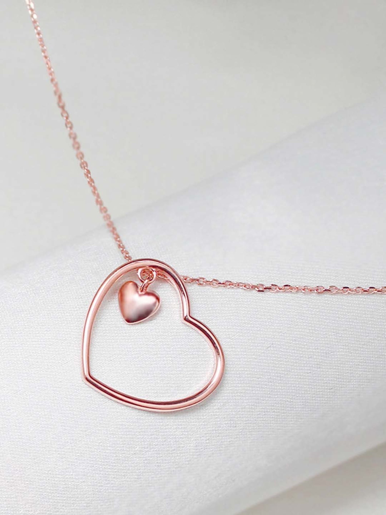 GIVA 92.5 Sterling Silver Anushka Sharma Heart Pendant with Chain
