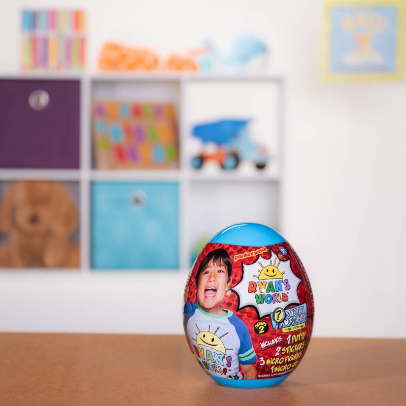 Ryan's World Mystery Microverse Mega Micro Egg