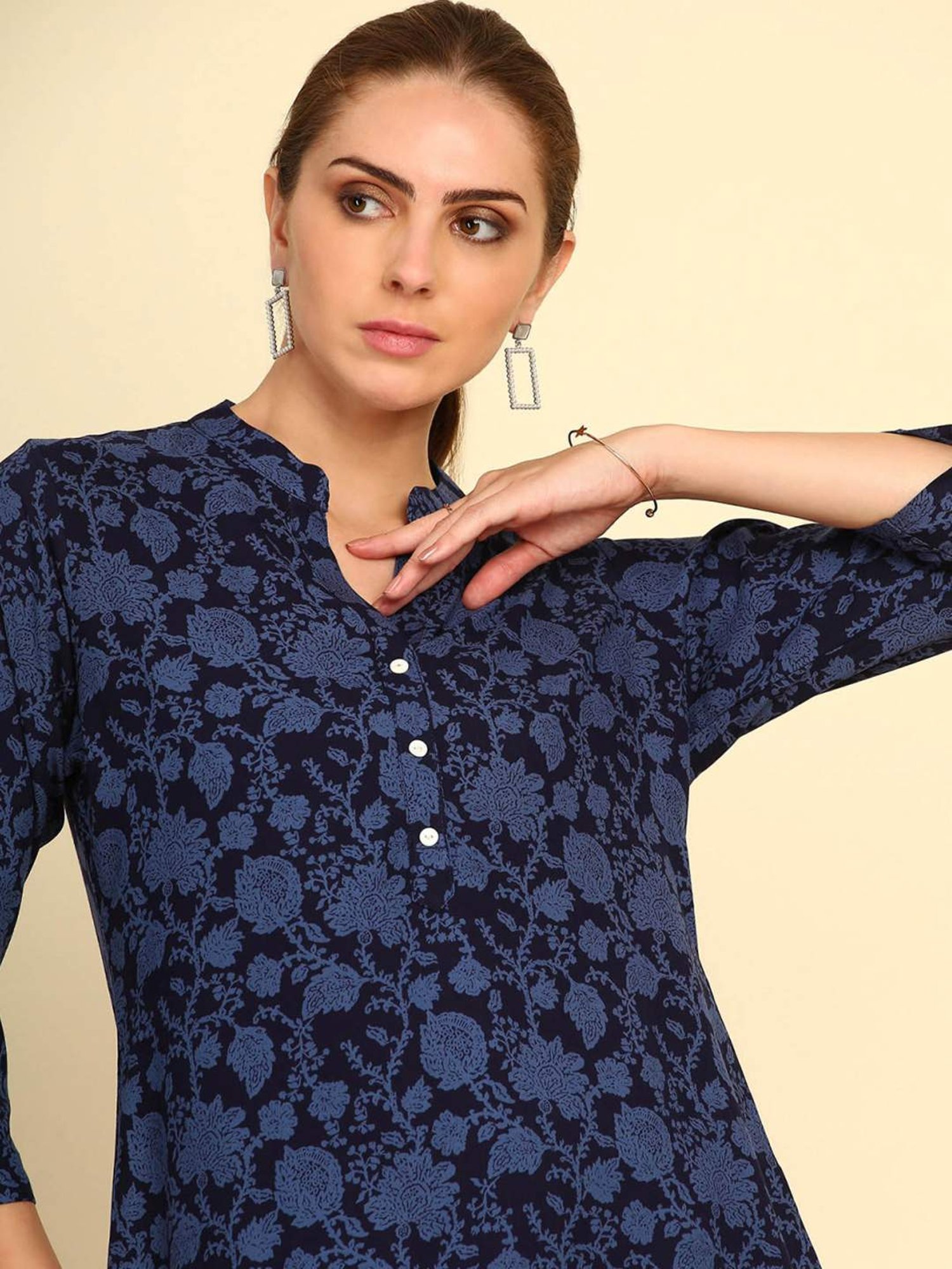 Soch Womens Navy Blue Floral Printed Mandarin Collar Rayon Tunic
