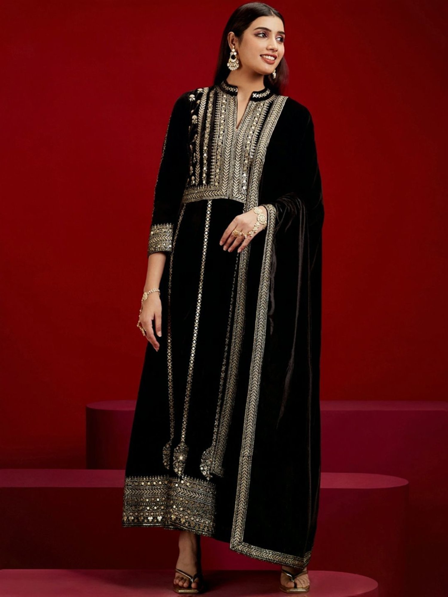 Libas Art Black Embroidered Kurta Pant Set With Dupatta