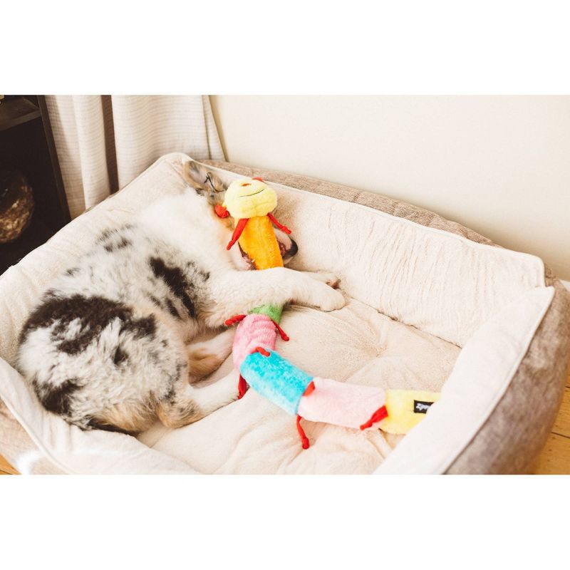 ZippyPaws Caterpillar Deluxe with Blasters Dog Toy - 30"