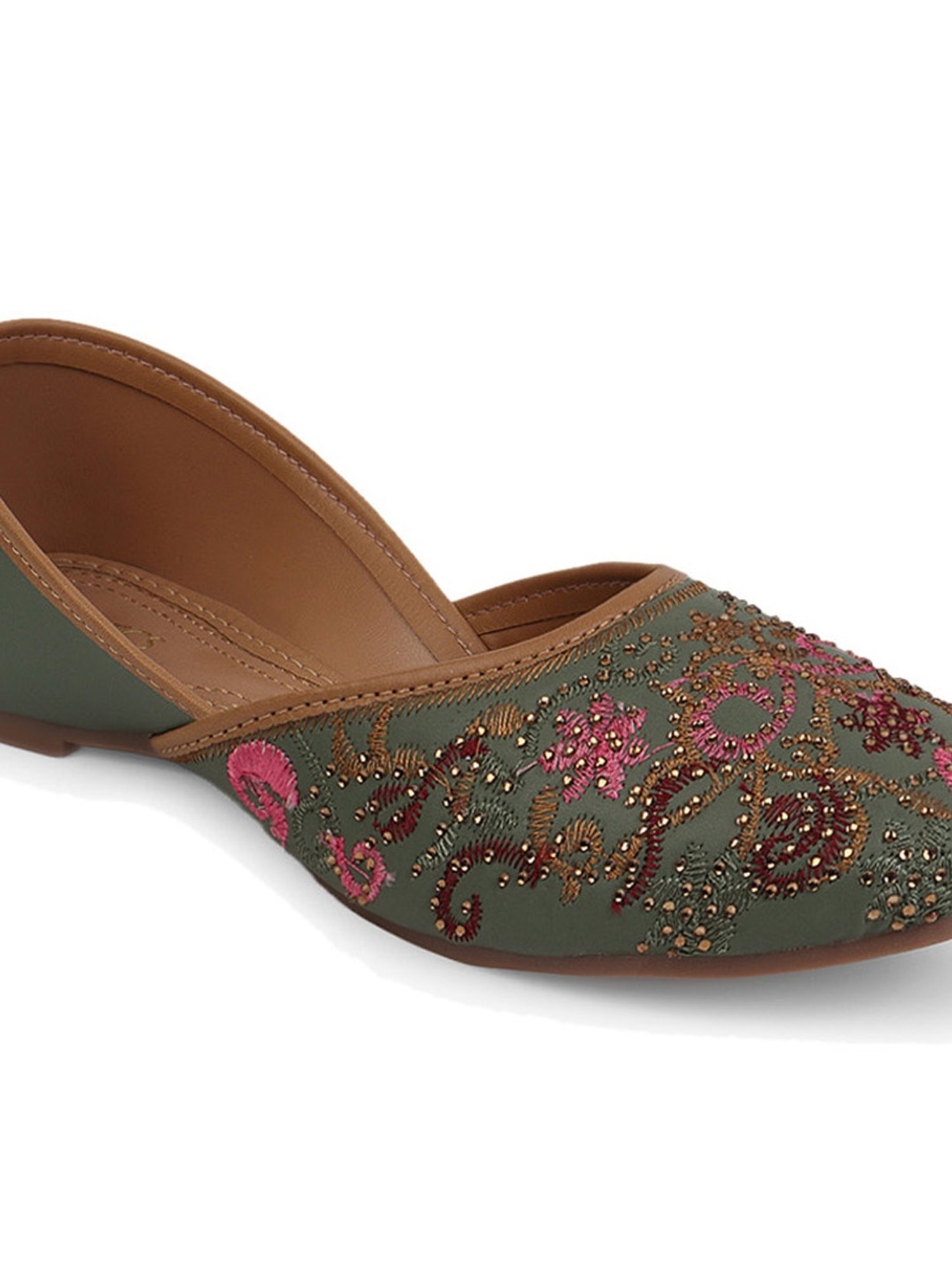 Iconics Women's Green Ethnic Juttis