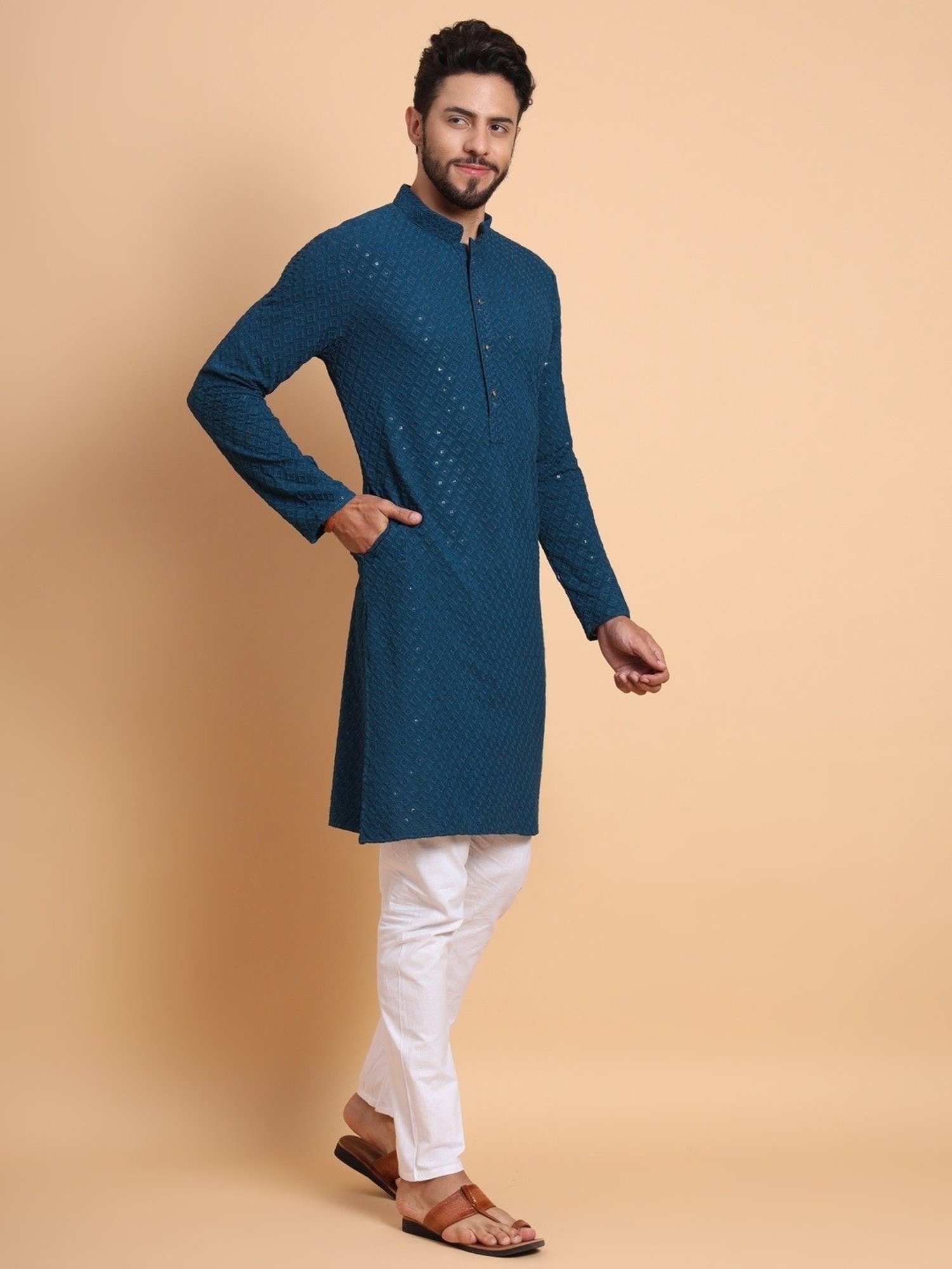 SWAGG INDIA Mid Navy Regular Fit Embroidered Kurta