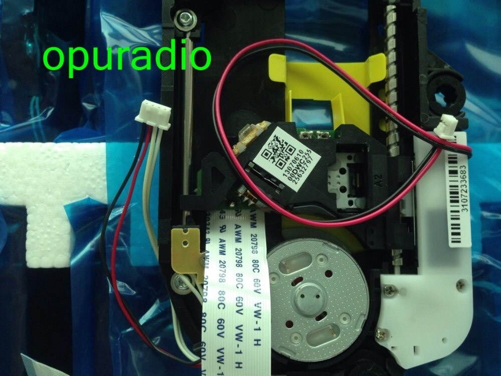 PC 618 Performance Grade Colored Cloth Duct Tape 72mm x 55m Black 1 Roll 203876