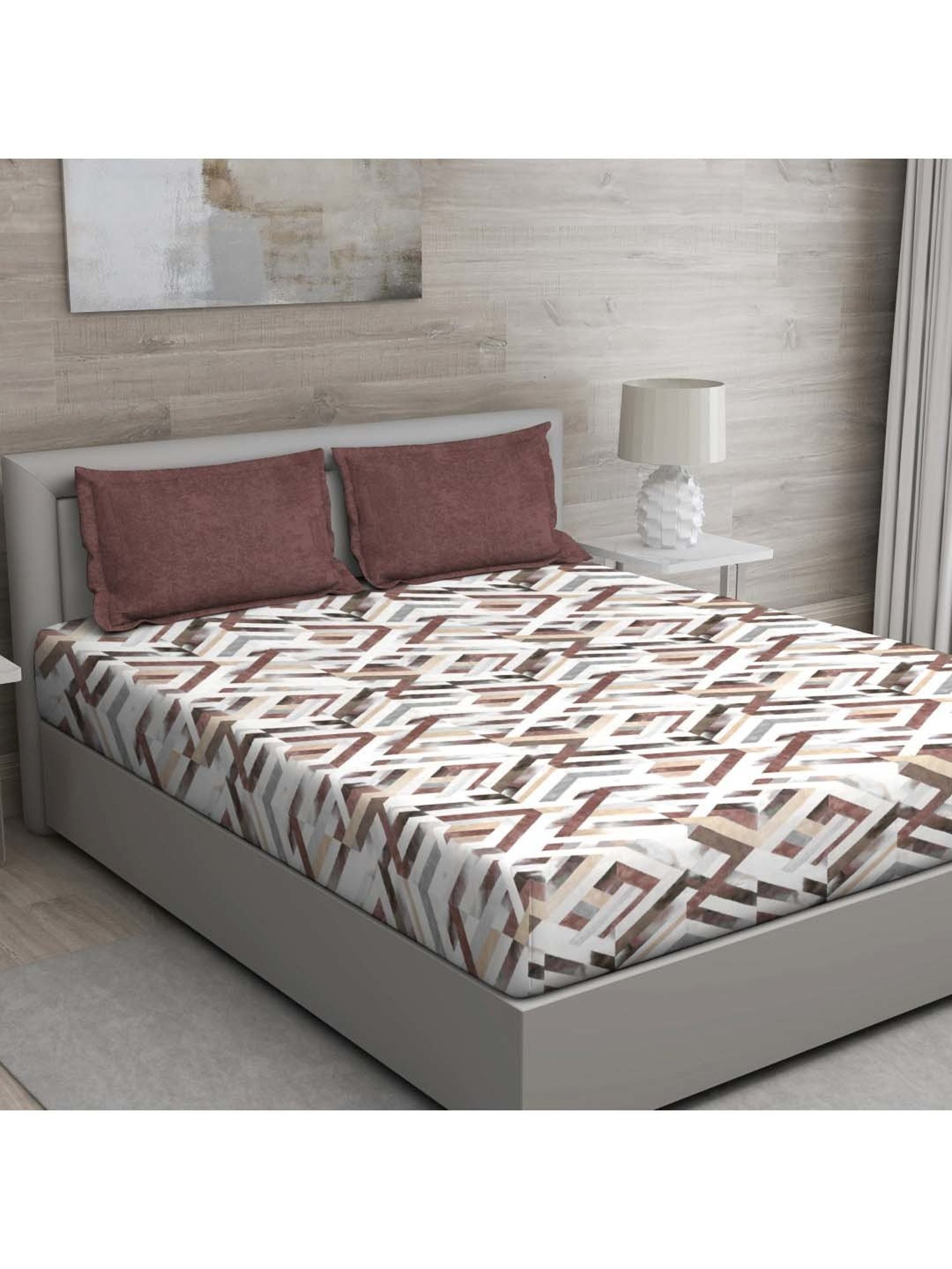 GM 'Matthiola' Brown Cotton 150 TC Double Bedsheet with 2 Pillow Covers