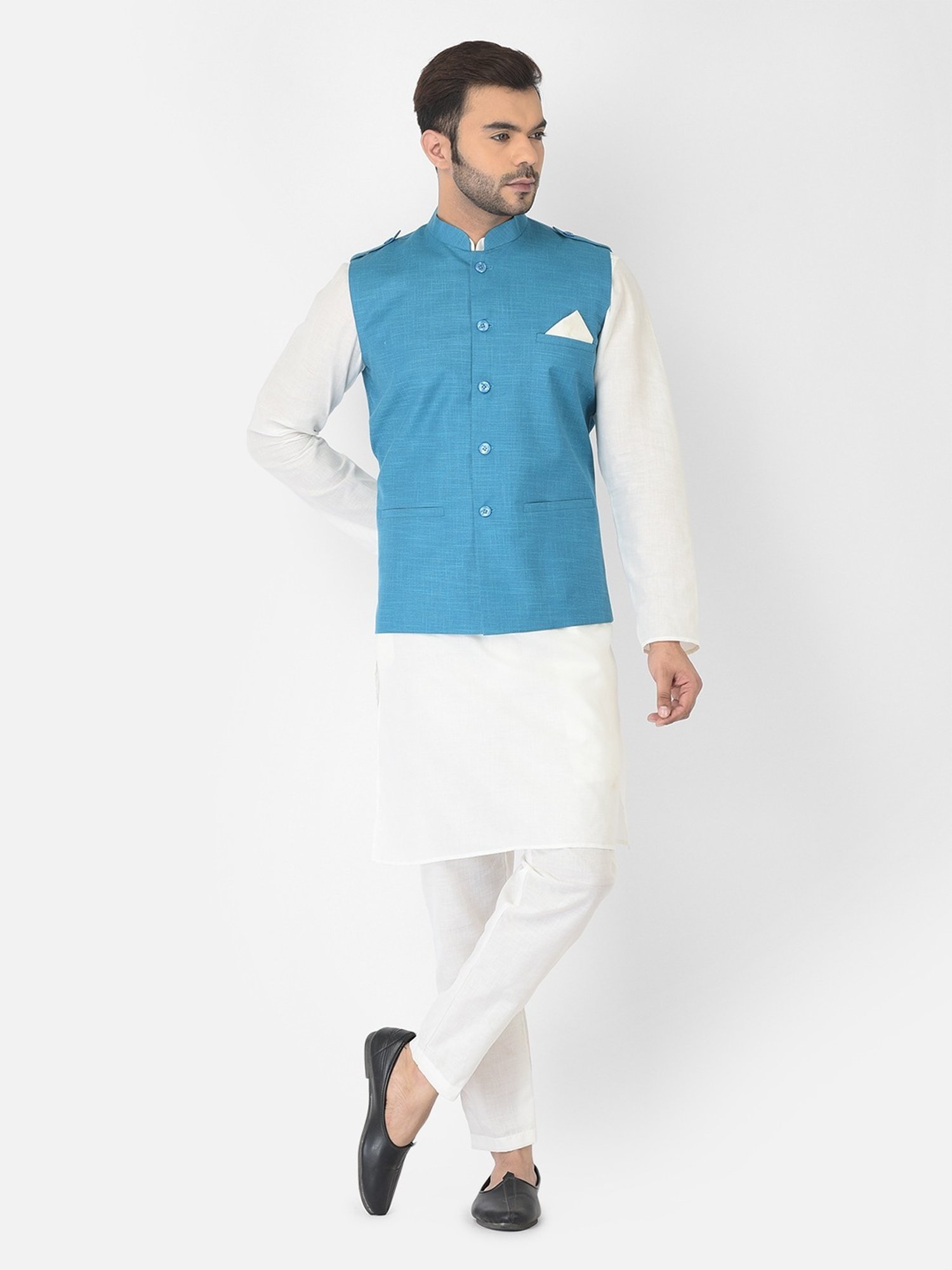 Deyann Blue & White Cotton Regular Fit Kurta Set With Jacket