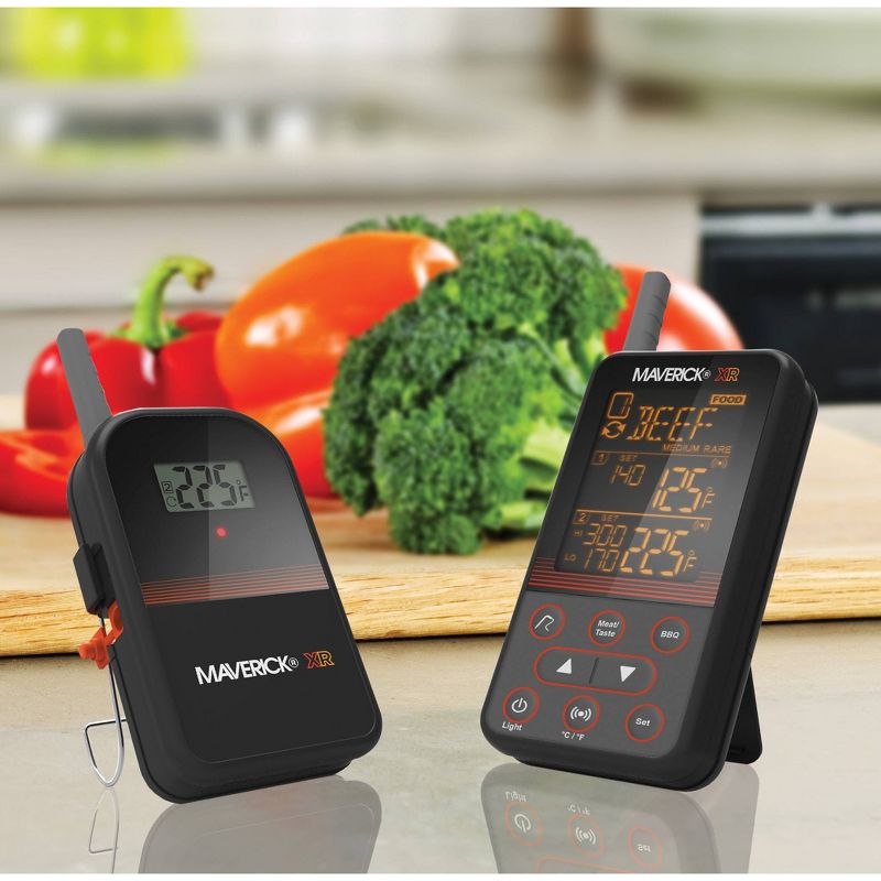 Maverick Housewares Extended Range Wireless BBQ & Meat Thermometer
