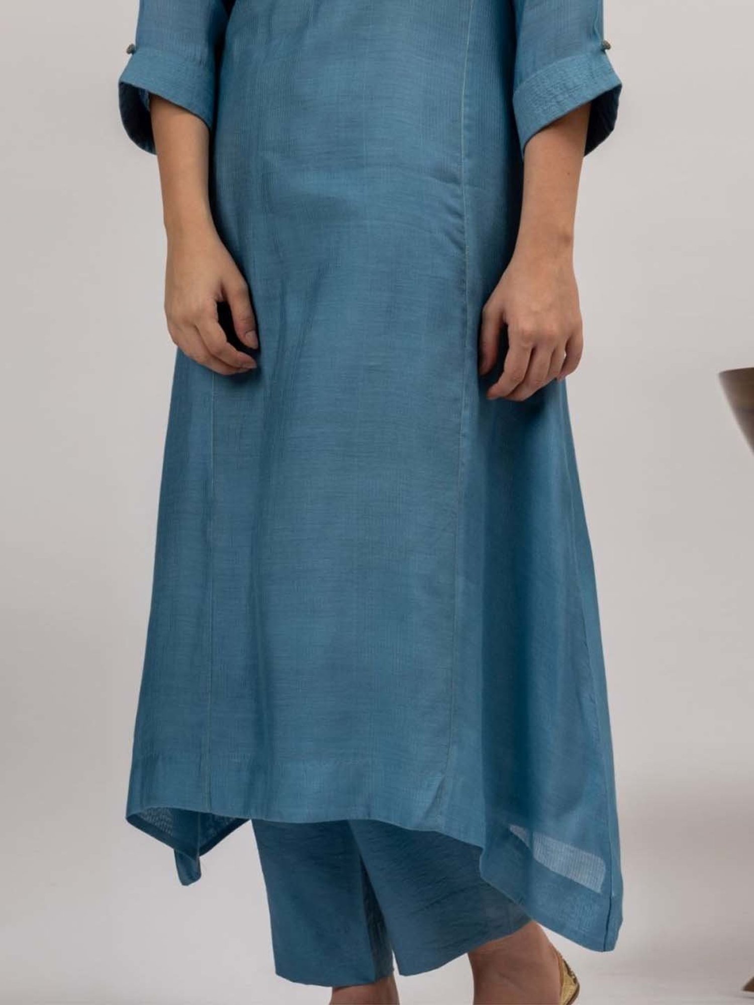Mushio Blue & Grey Stitch Detail Hand Woven Maheshwari Silk Kurta With Slip And Cotton Silk Pants