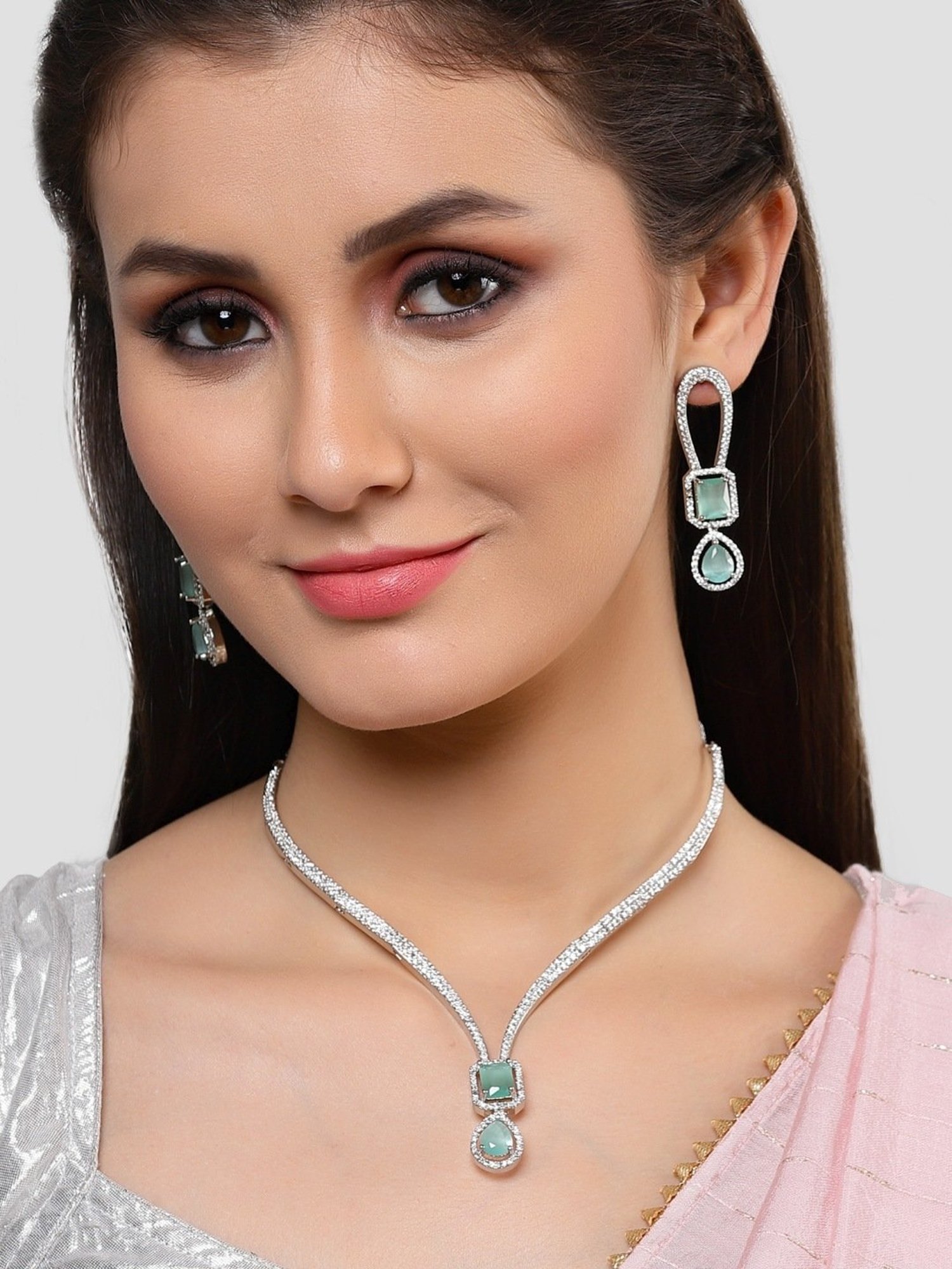 Karatcart Light Green Necklace & Earring Set for Women