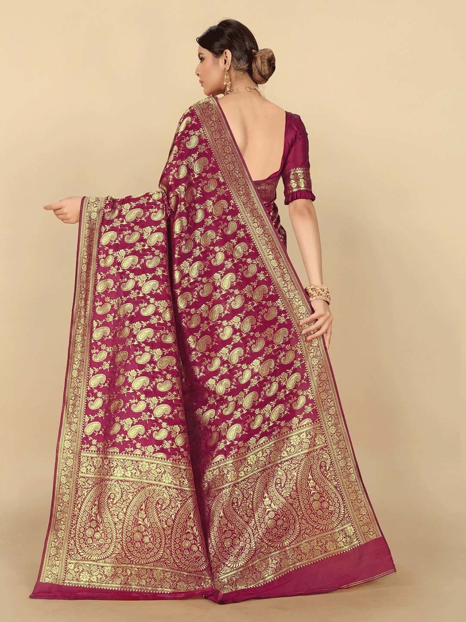 Rangita Maroon Woven Saree With Blouse