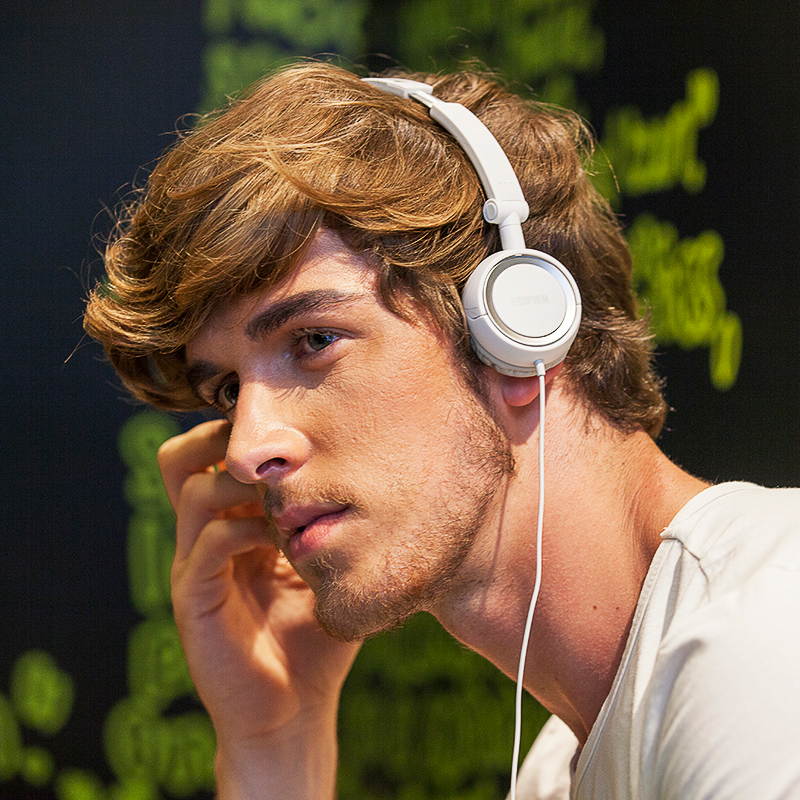 Edifier H650 Headphones - Hi-Fi On-Ear Foldable Noise-Isolating Stereo Headphone, Ultralight and Tri-fold Portable - Black White Orange Blue Violet/Purple Pink