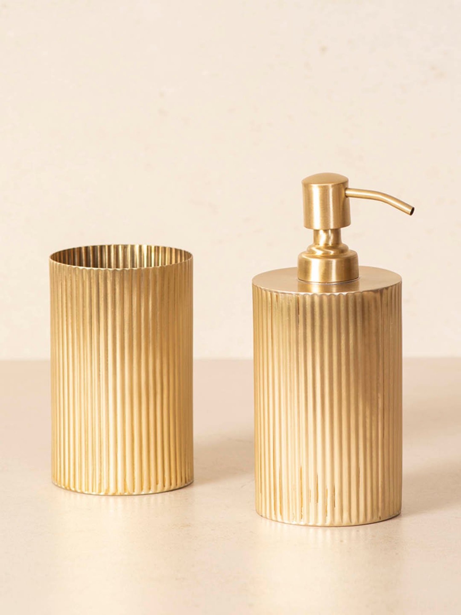 THE DECOR REMEDY Matte Gold Brass Bath Accessory Set