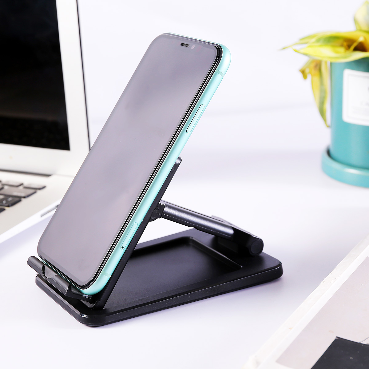 GLOTRENDS Cell Phone Stand Fully Foldable Angle Adjustable Phone Holder Stand for Desk, Compatiable with Smartphones/iPhone/iPad/Tablets/Kindle