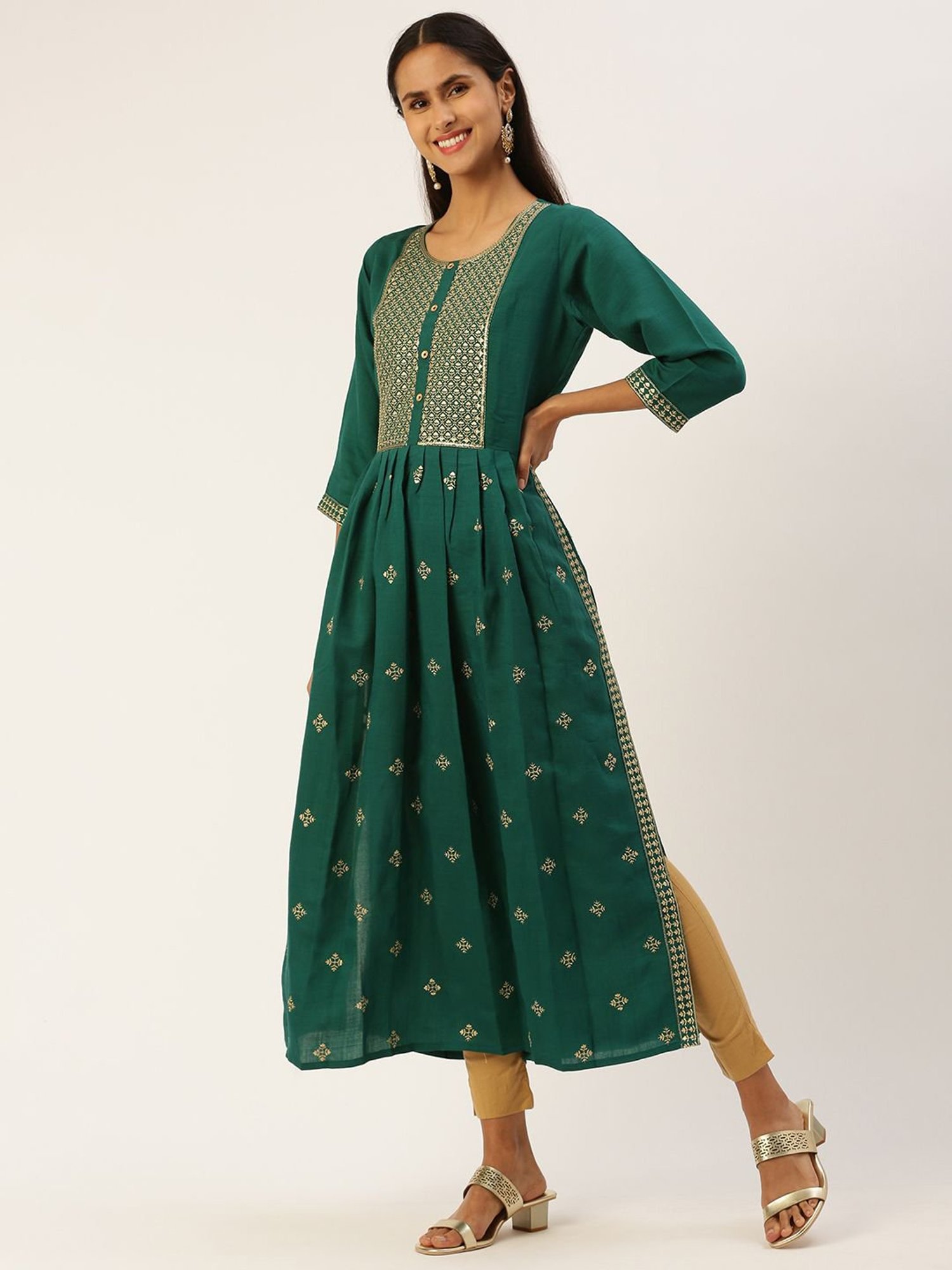 SHANVIKA Green Embroidered Cotton Silk Straight Kurta