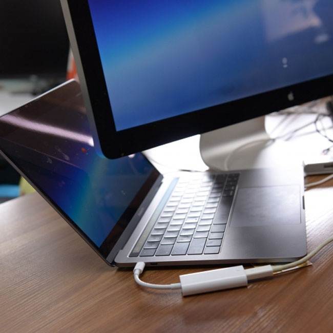 FVH 40Gbps USB-C Thunderbolt 3 USB4 Port to Thunderbolt 2 Adapter for 2016 Macbook Pro Display MC914 & Hard Disk TB-026