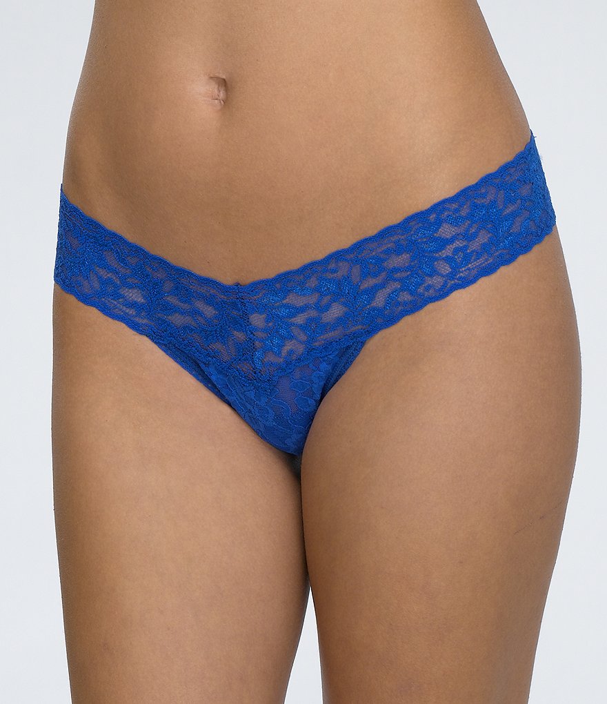 Hanky Panky Signature Lace Low-Rise Thong