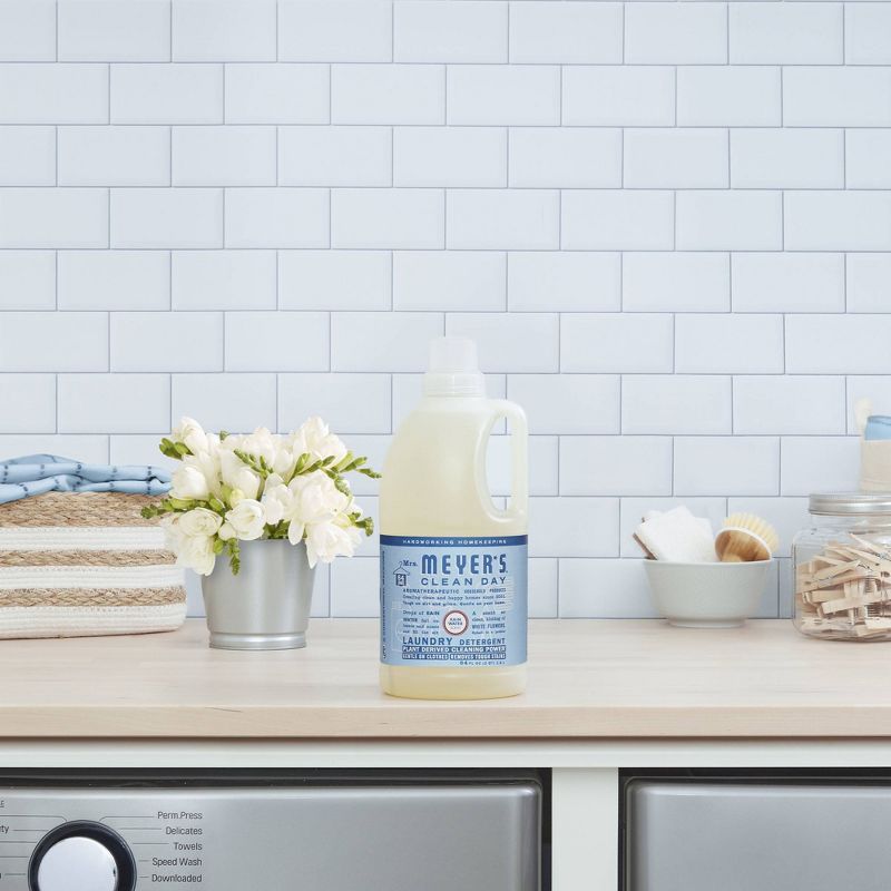 Mrs. Meyer's Clean Day Liquid Laundry Detergent - Rain Water - 64 fl oz