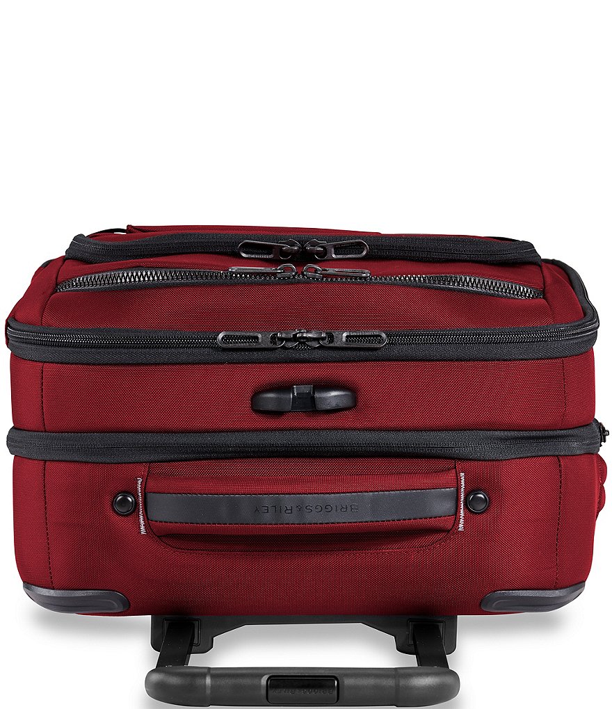 American Tourister 18'' Mickey Mouse Upright Hardside Suitcase